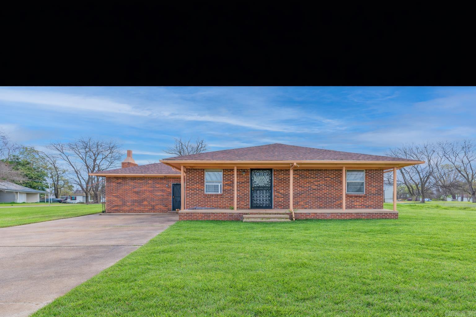 430 Front Street Property Photo 14