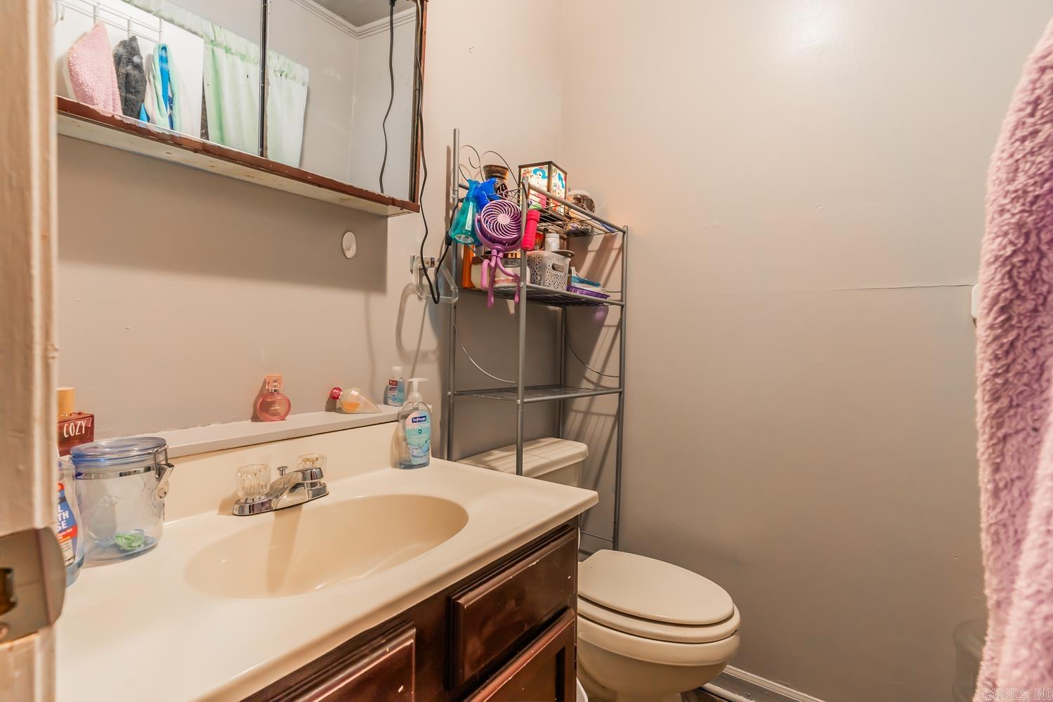 430 Front Street Property Photo 15