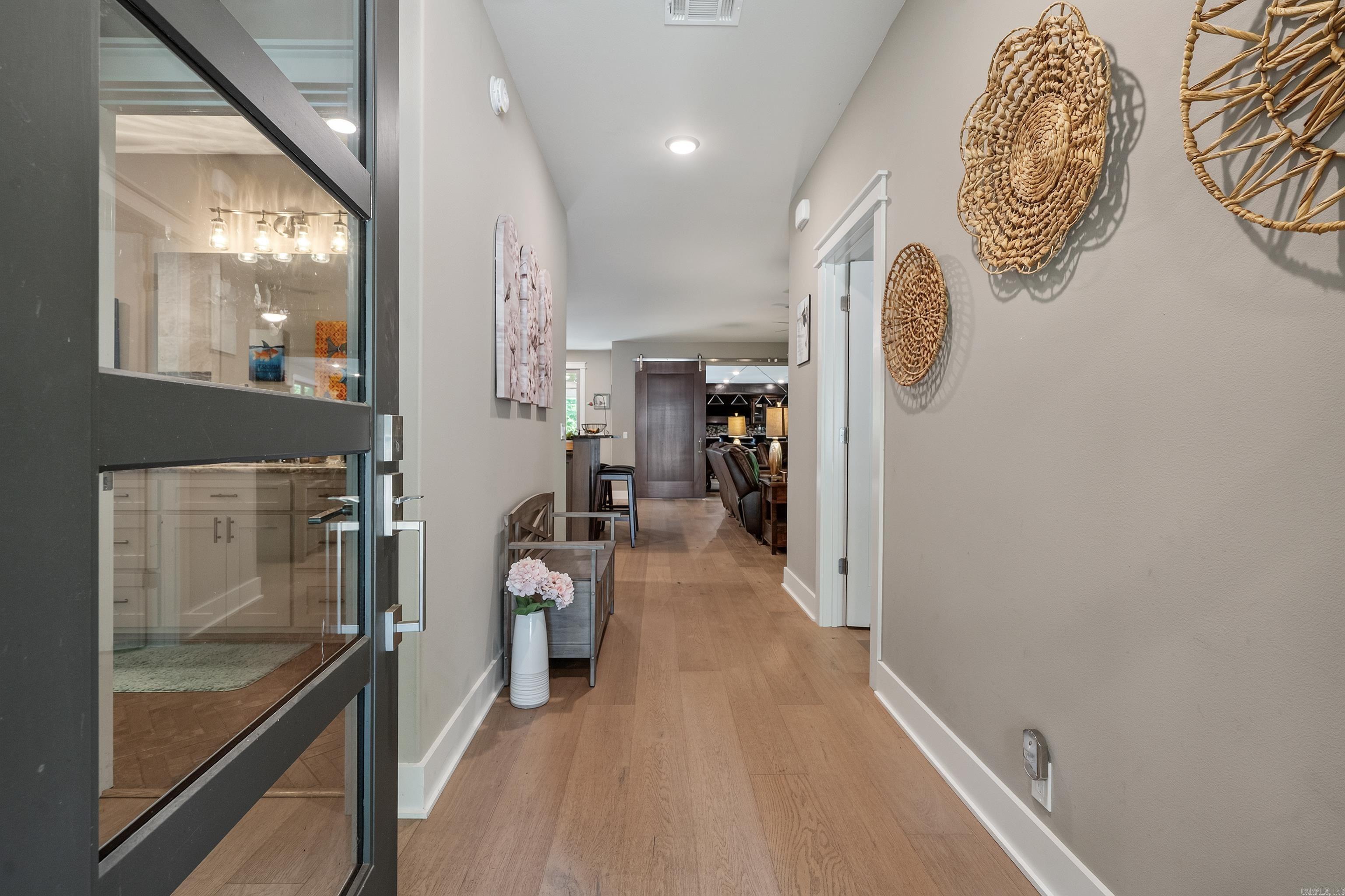 9 Fenix Circle Property Photo 4