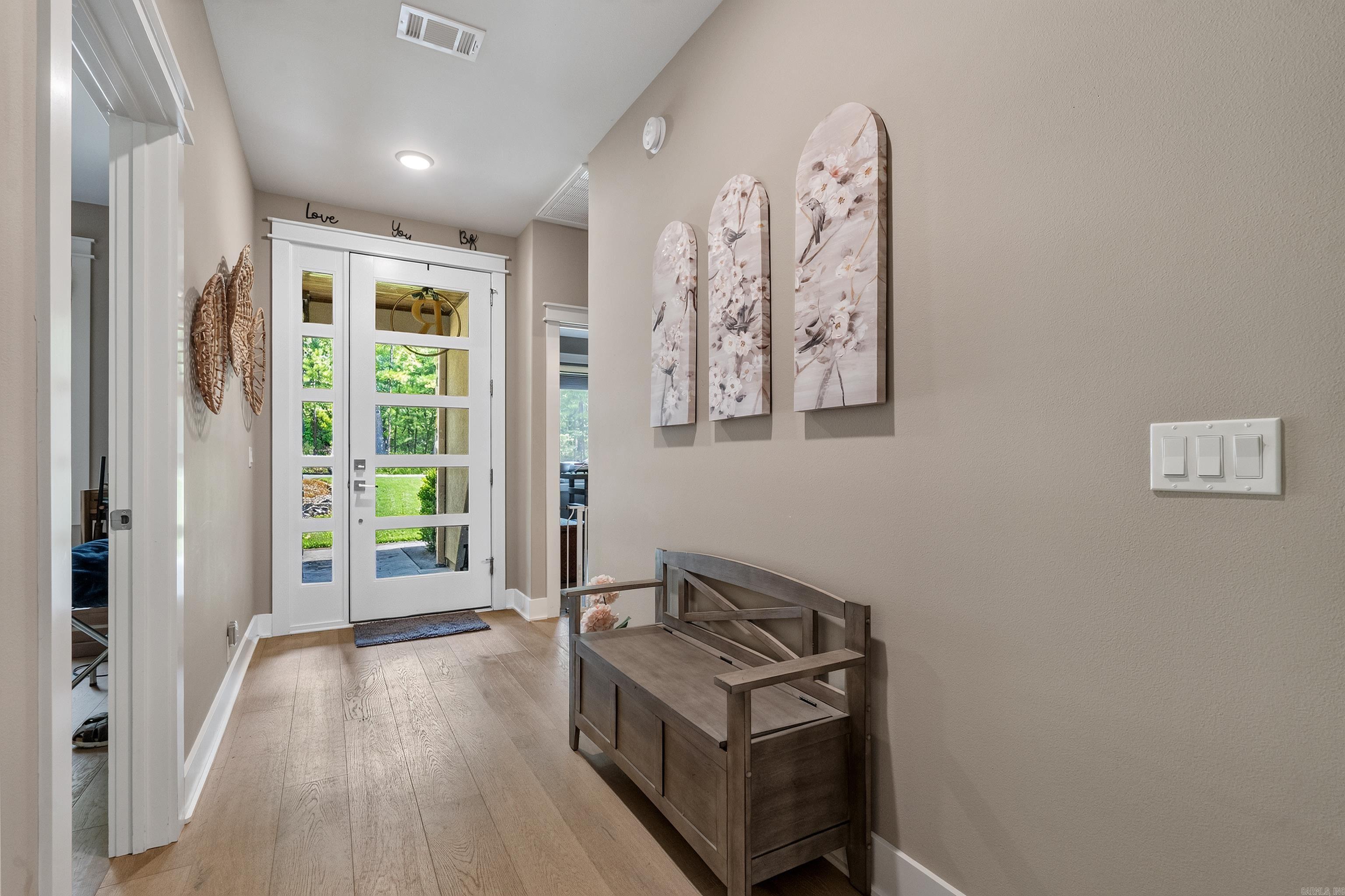 9 Fenix Circle Property Photo 5