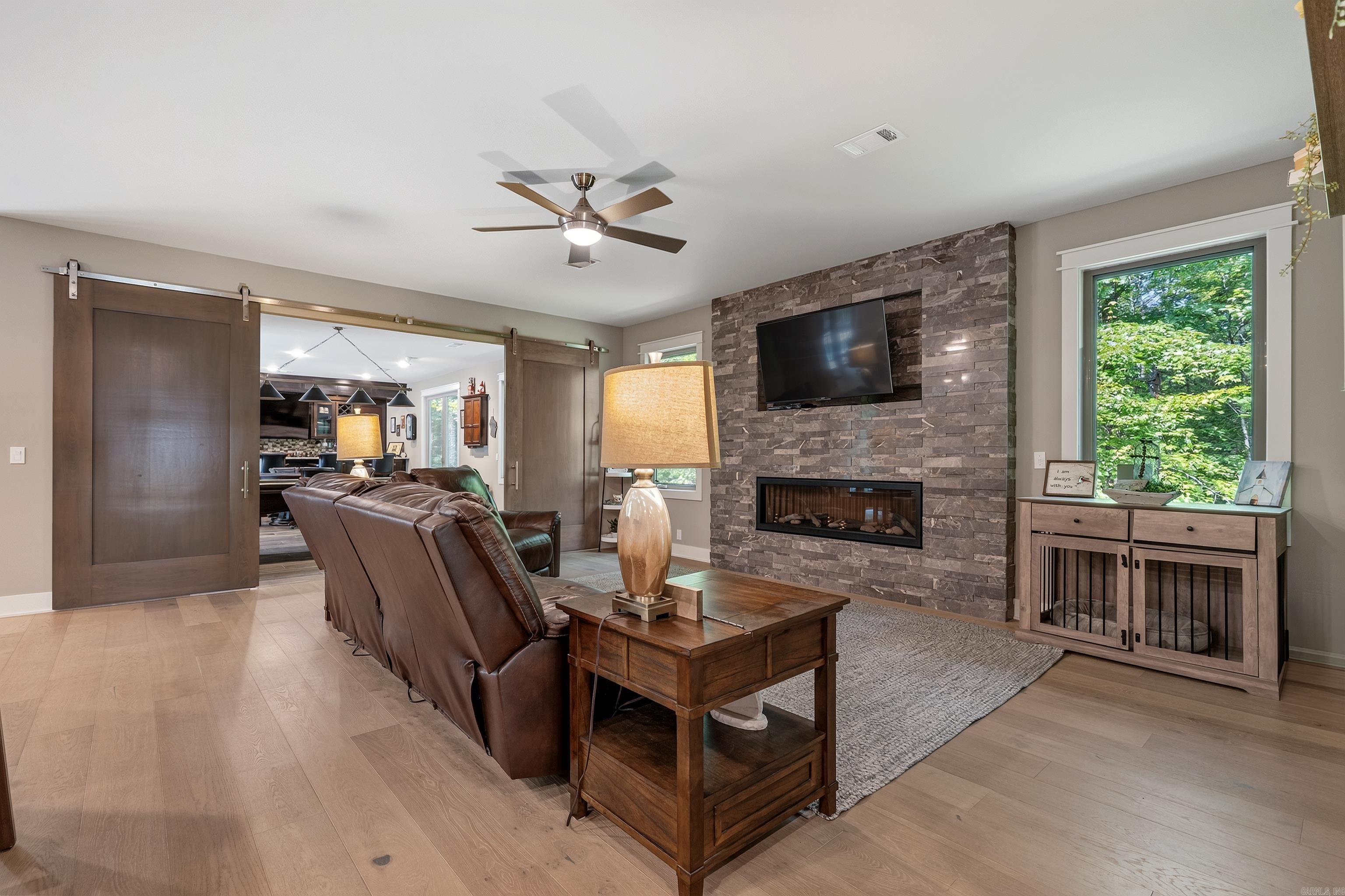 9 Fenix Circle Property Photo 6
