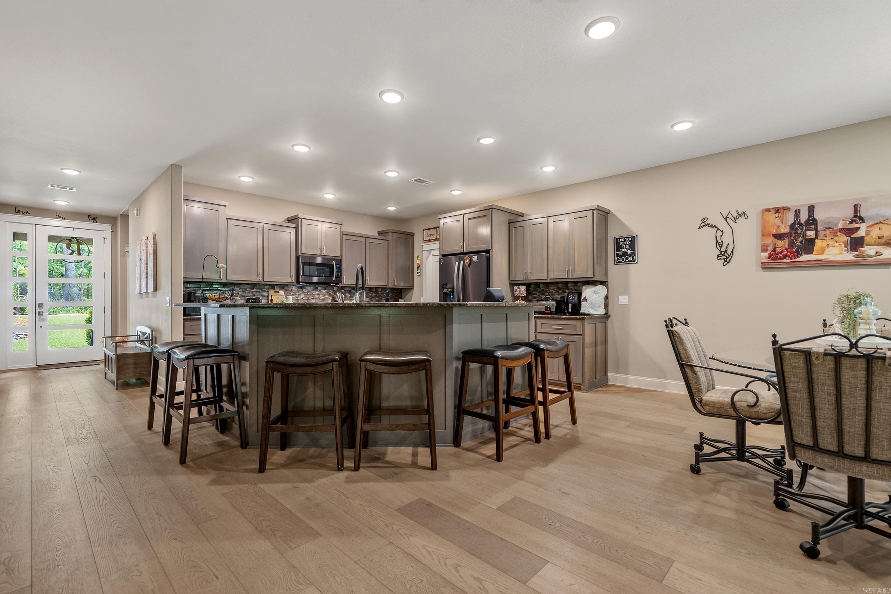 9 Fenix Circle Property Photo 11