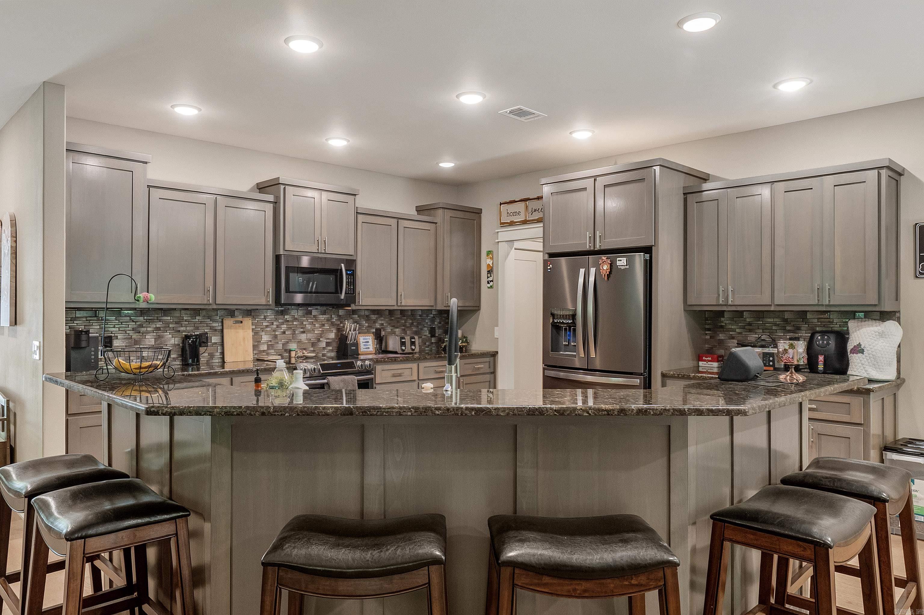 9 Fenix Circle Property Photo 18