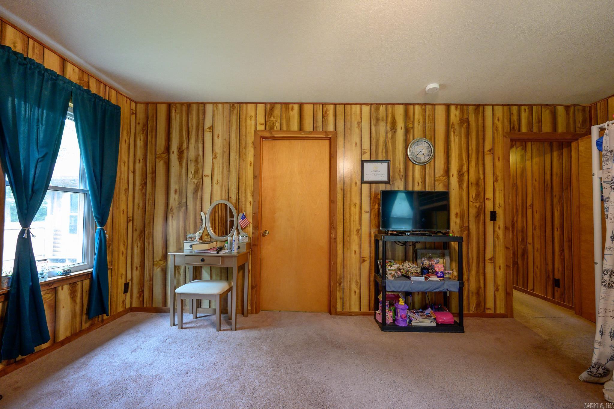 162 Dogwood Springs Ln Property Photo 23