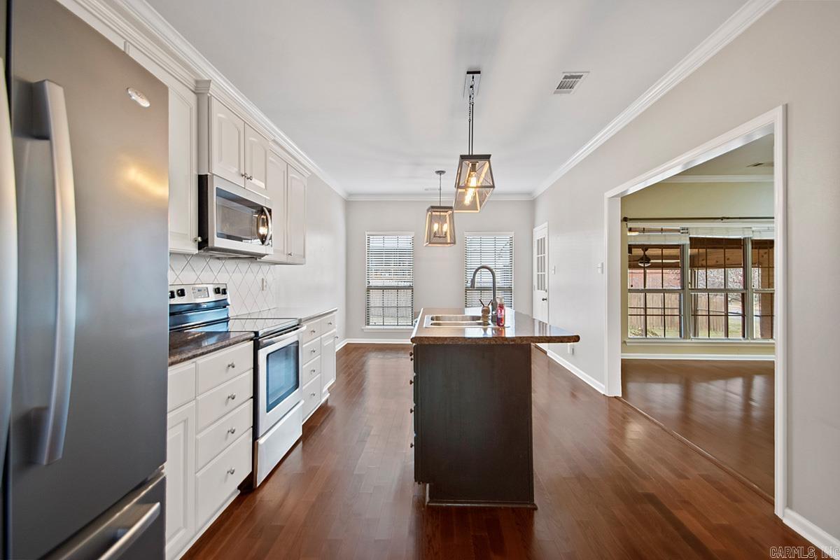 1602 Rodeo Drive Property Photo 12