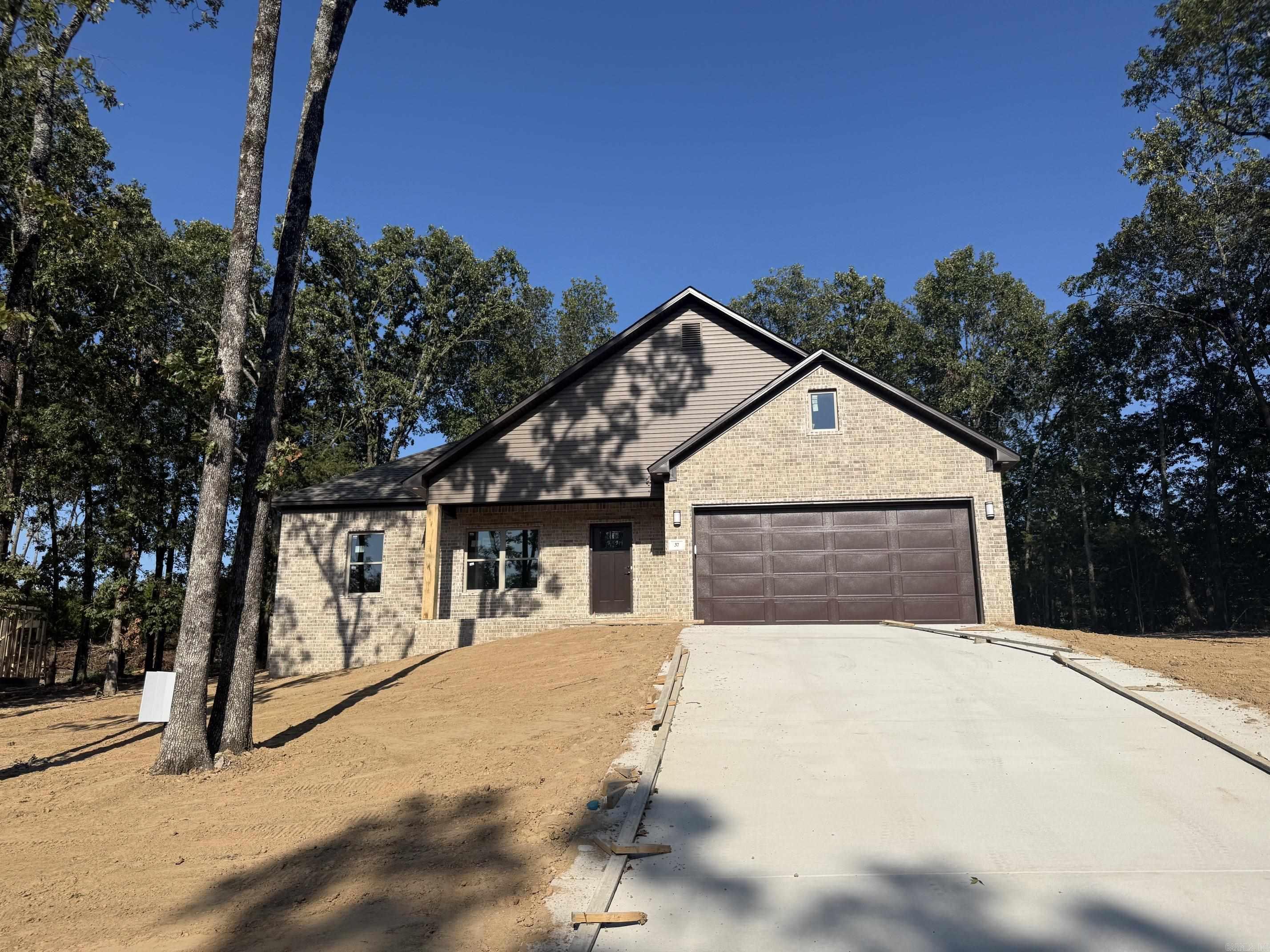 37 Summer Sky Drive Property Photo 1