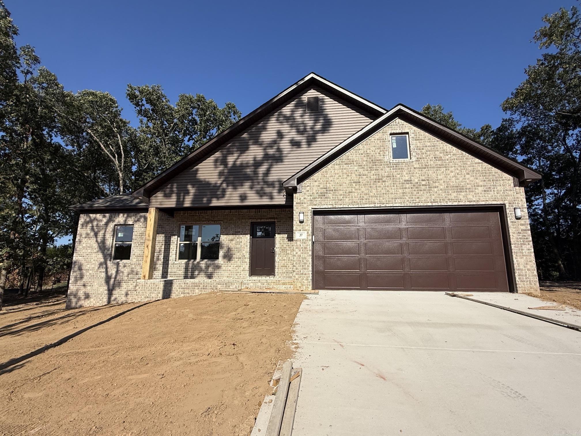 37 Summer Sky Drive Property Photo 2