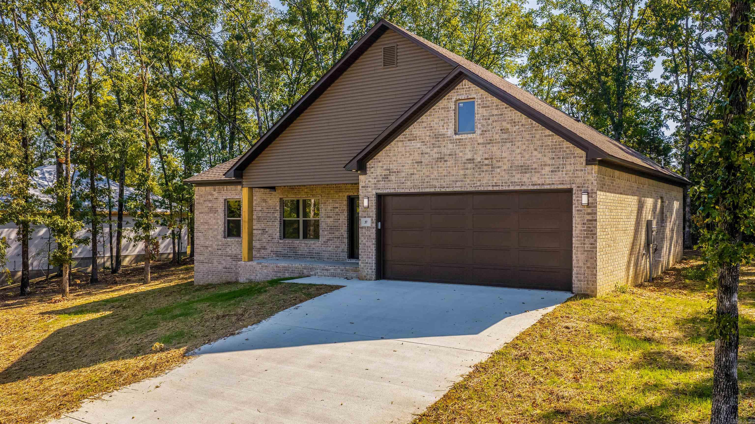 37 Summer Sky Drive Property Photo 2
