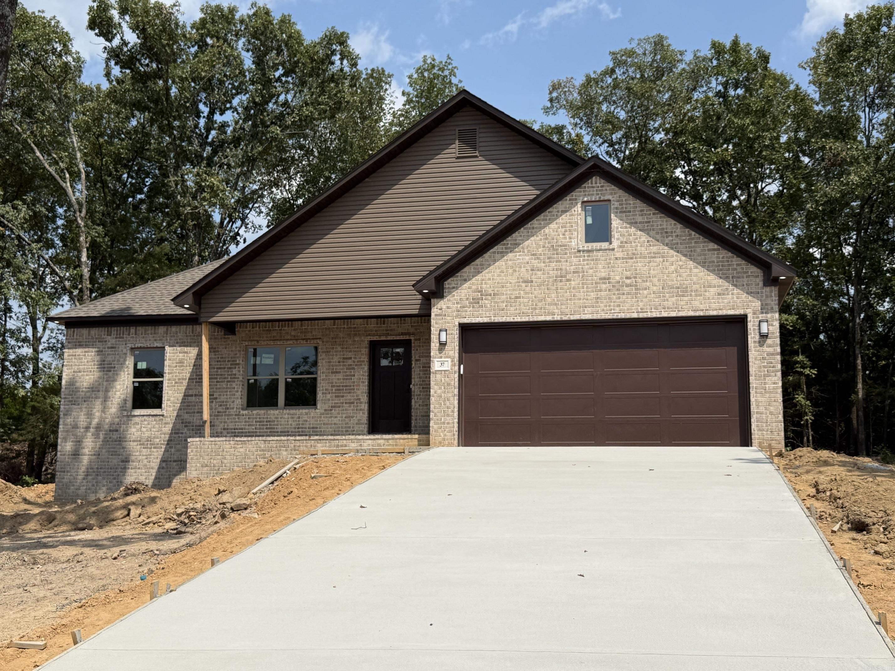 37 Summer Sky Drive Property Photo 3