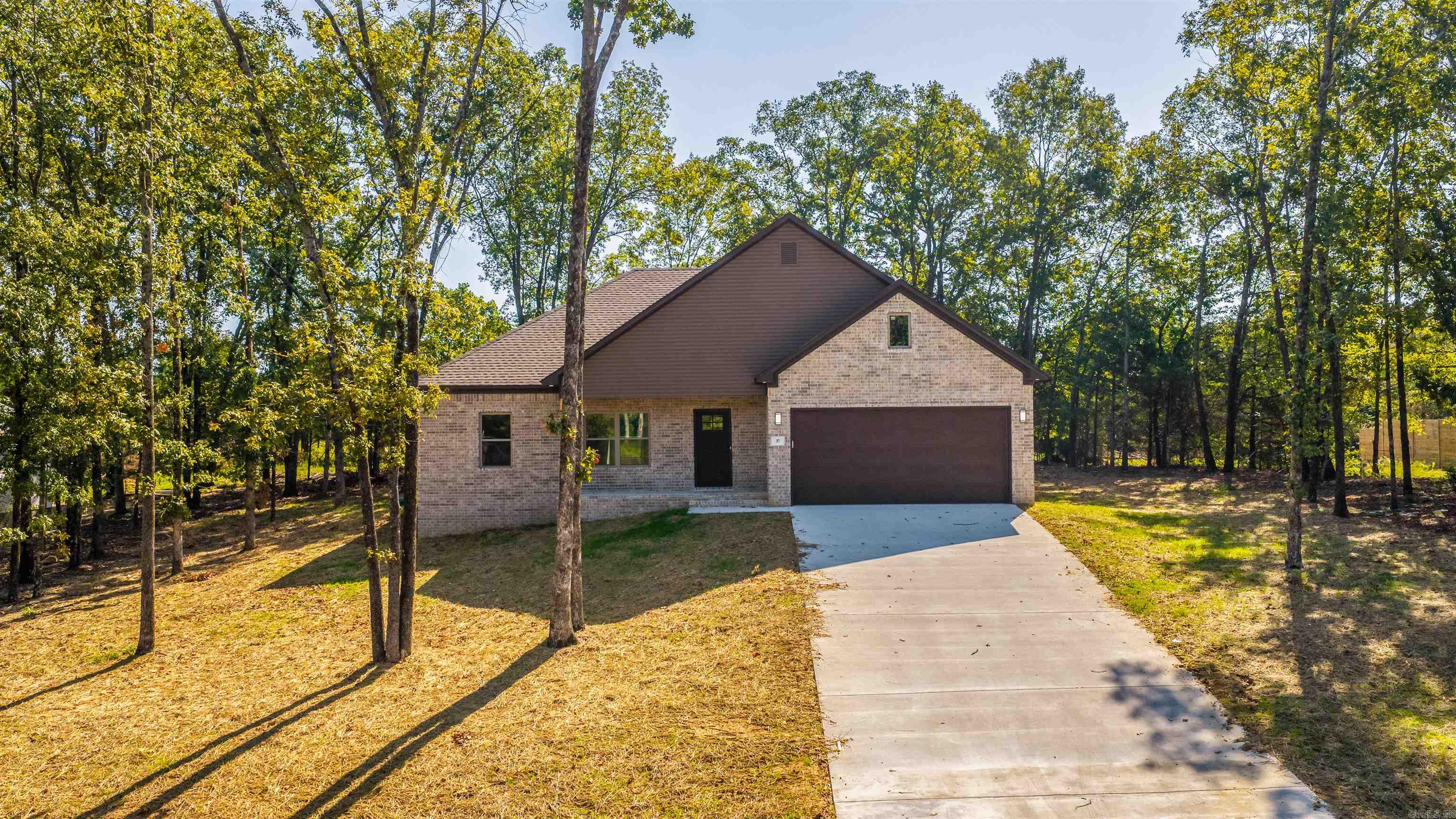 37 Summer Sky Drive Property Photo 3
