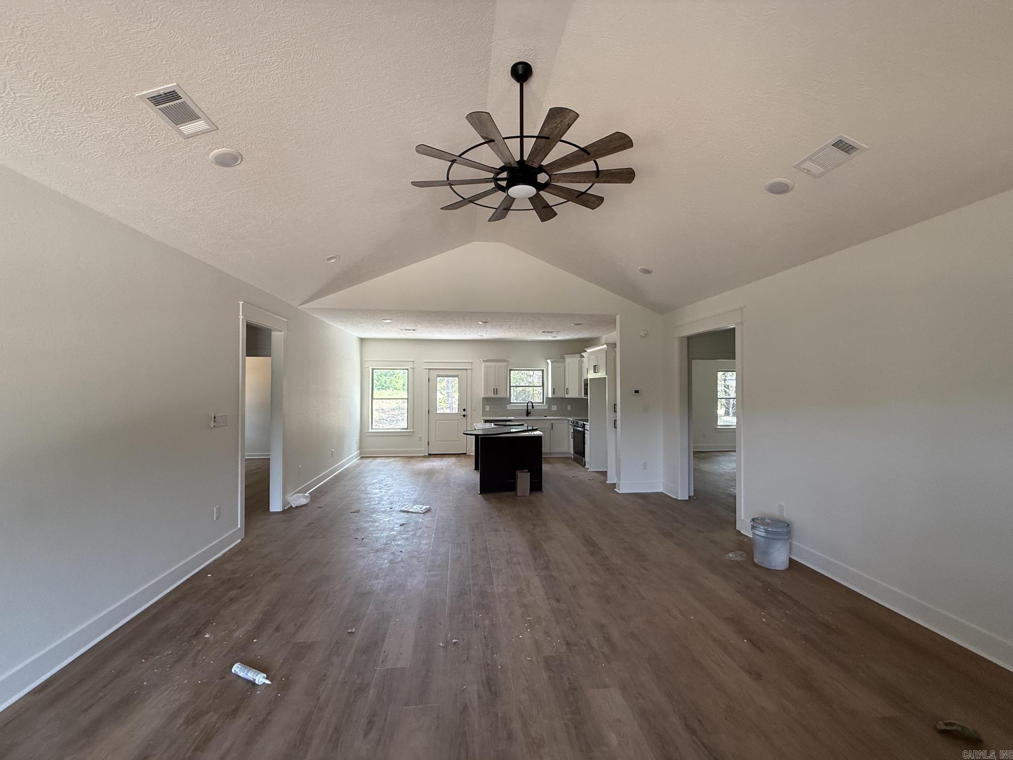 37 Summer Sky Drive Property Photo 7