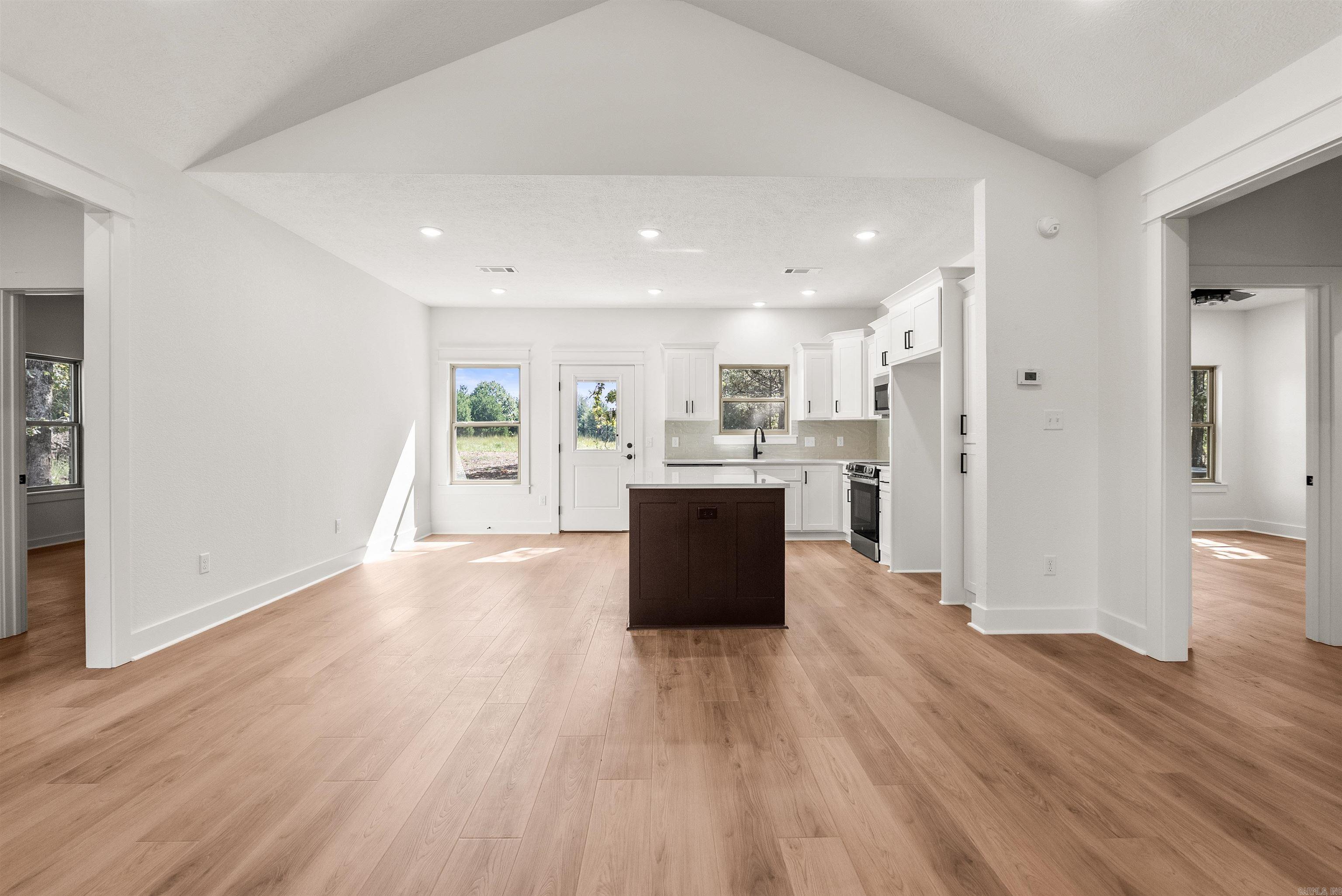 37 Summer Sky Drive Property Photo 10