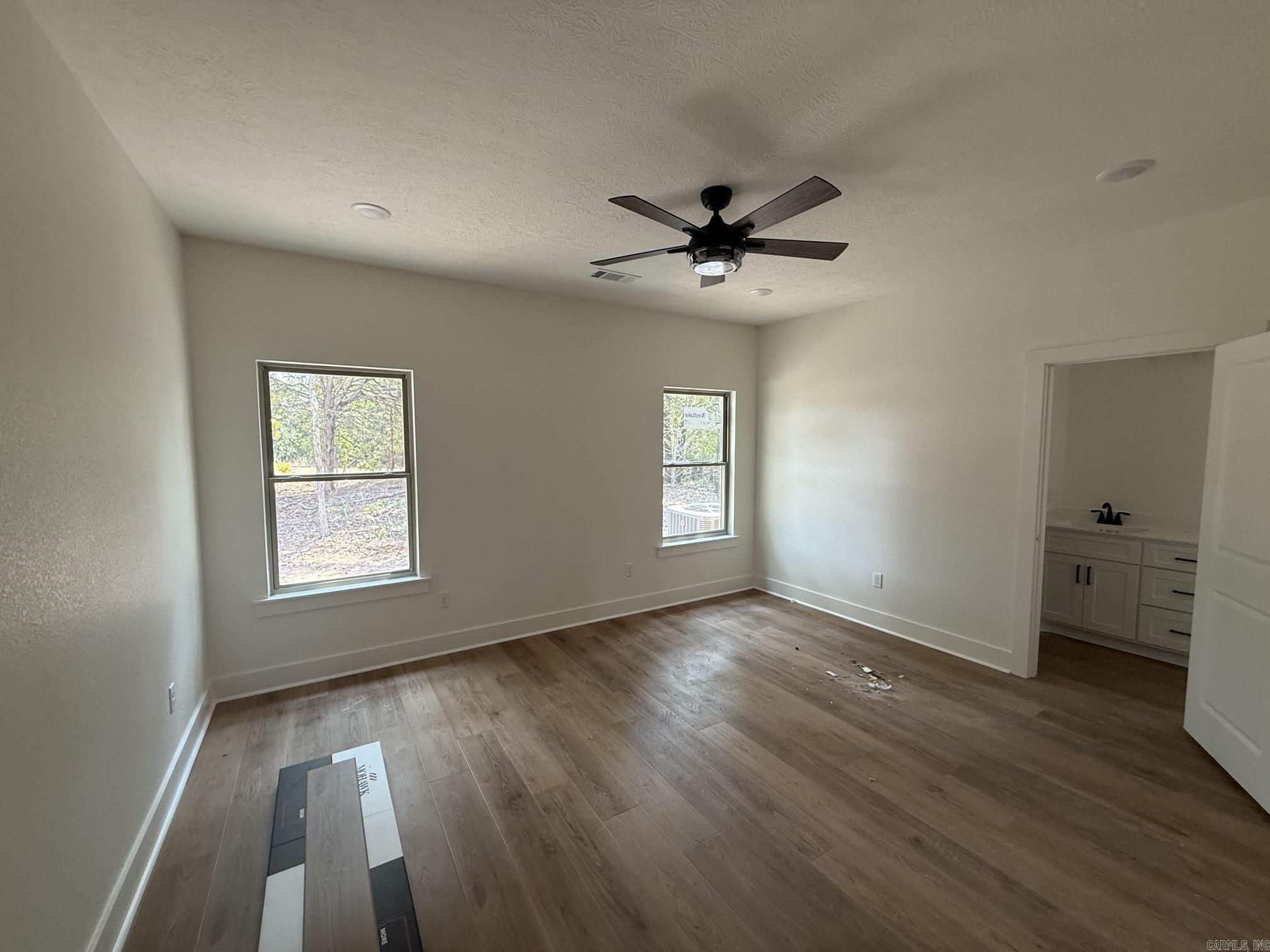 37 Summer Sky Drive Property Photo 15