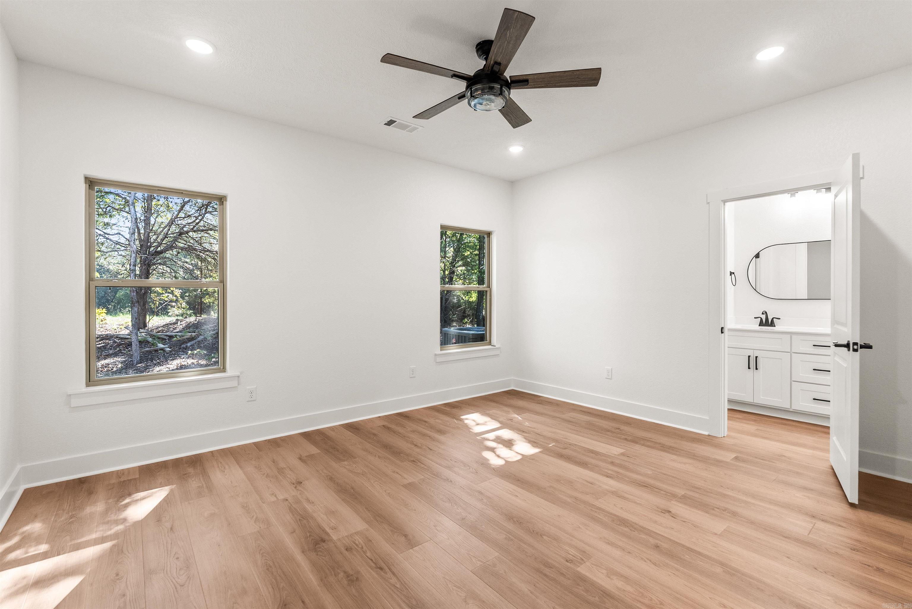 37 Summer Sky Drive Property Photo 18