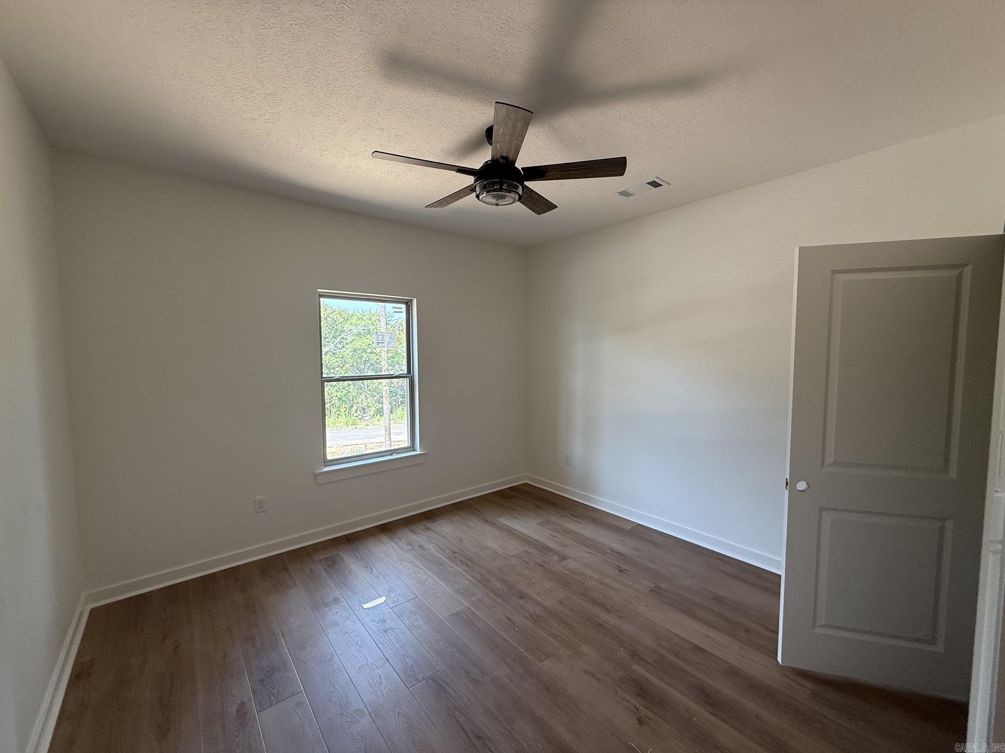 37 Summer Sky Drive Property Photo 23