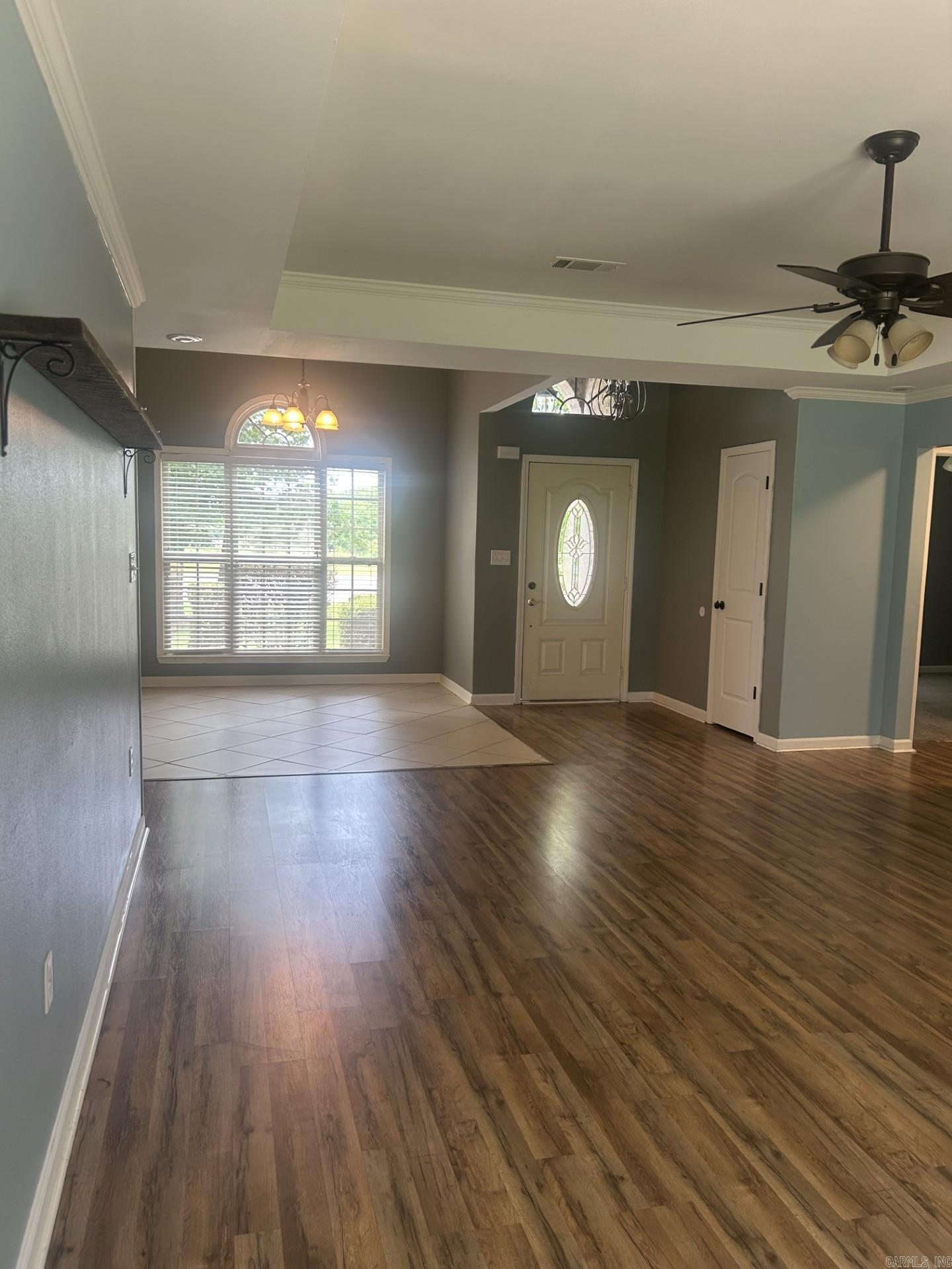 618 Huck Finn Boulevard Property Photo 2