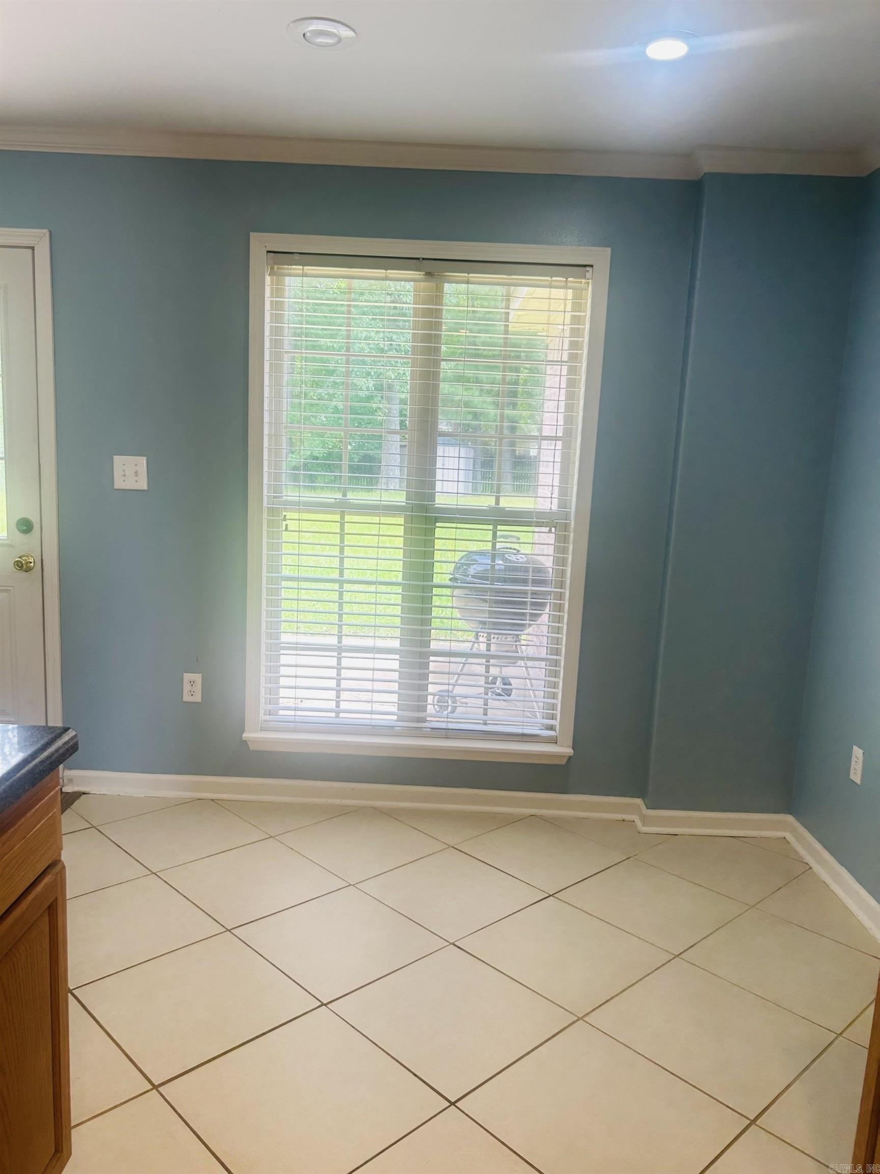 618 Huck Finn Boulevard Property Photo 11