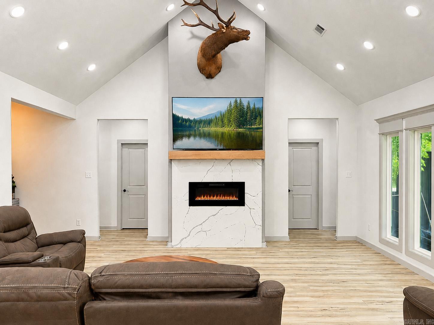 18 Stephenson Lane Property Photo 8