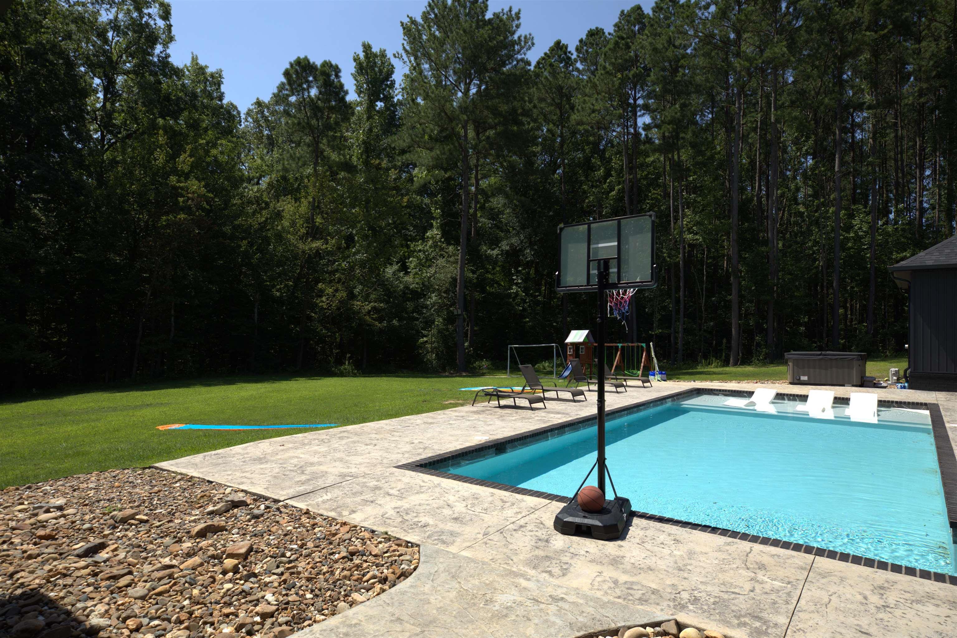 18 Stephenson Lane Property Photo 36