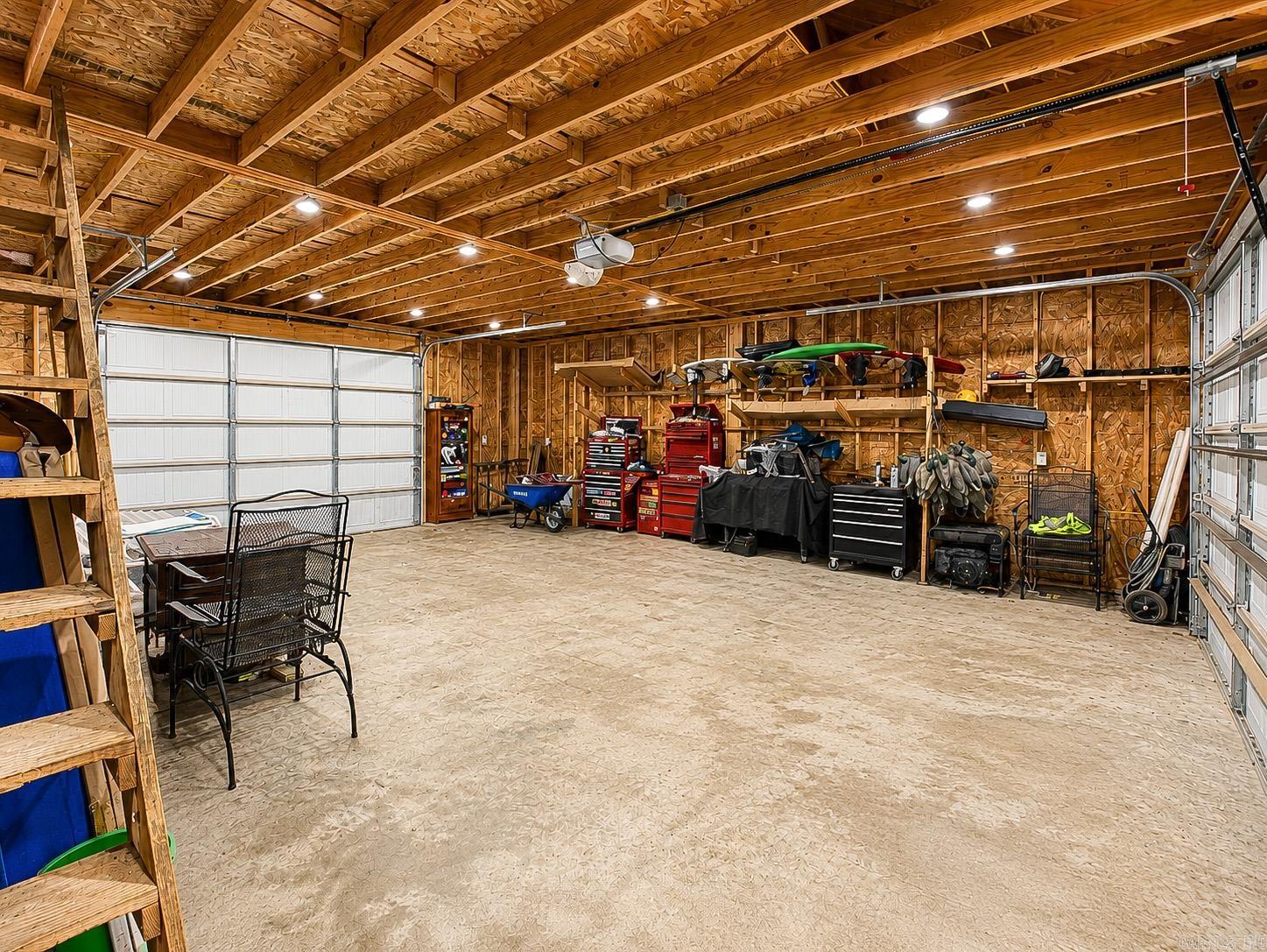 18 Stephenson Lane Property Photo 45