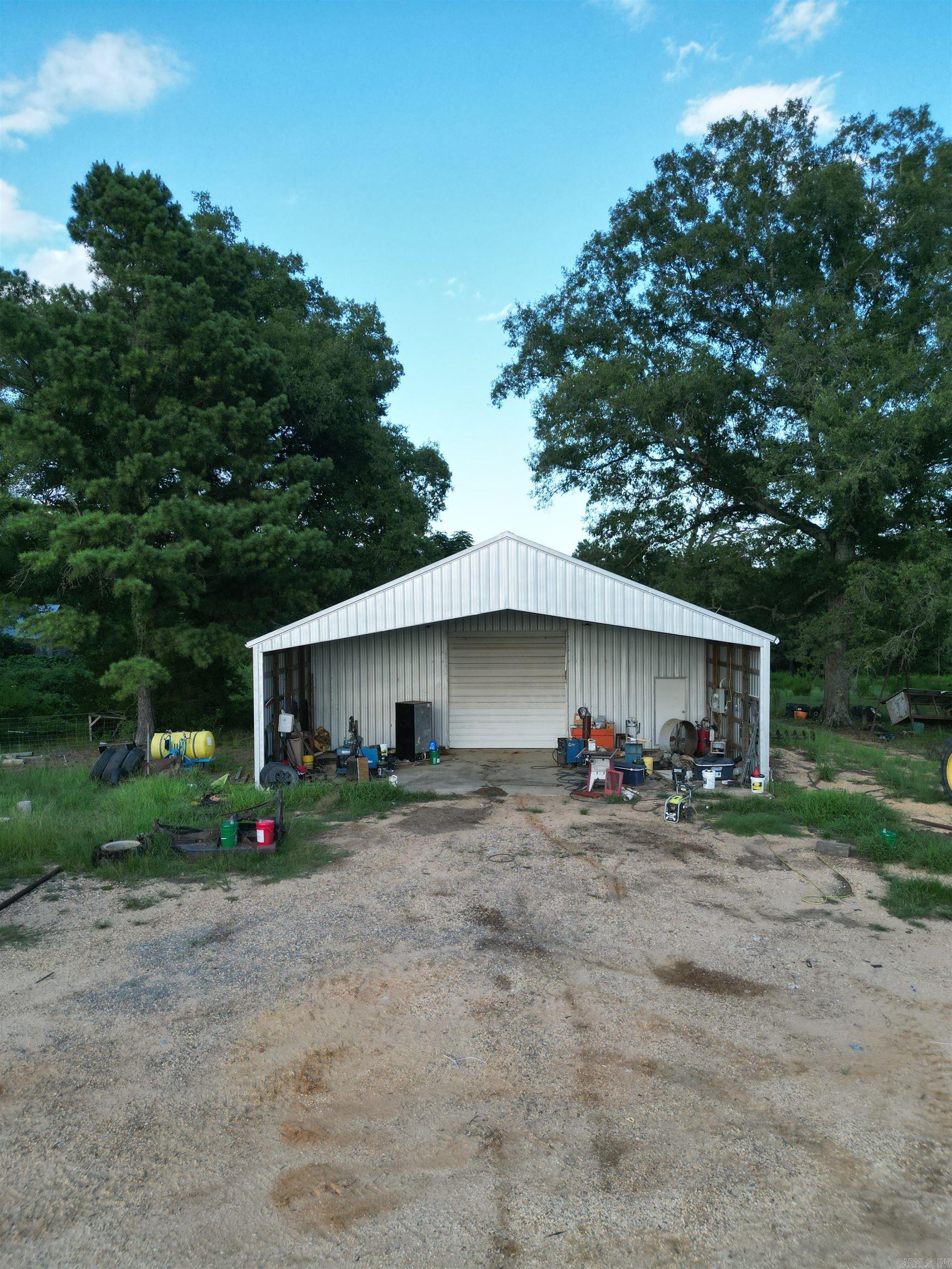 4400 Rye Cutoff Road Property Photo 3