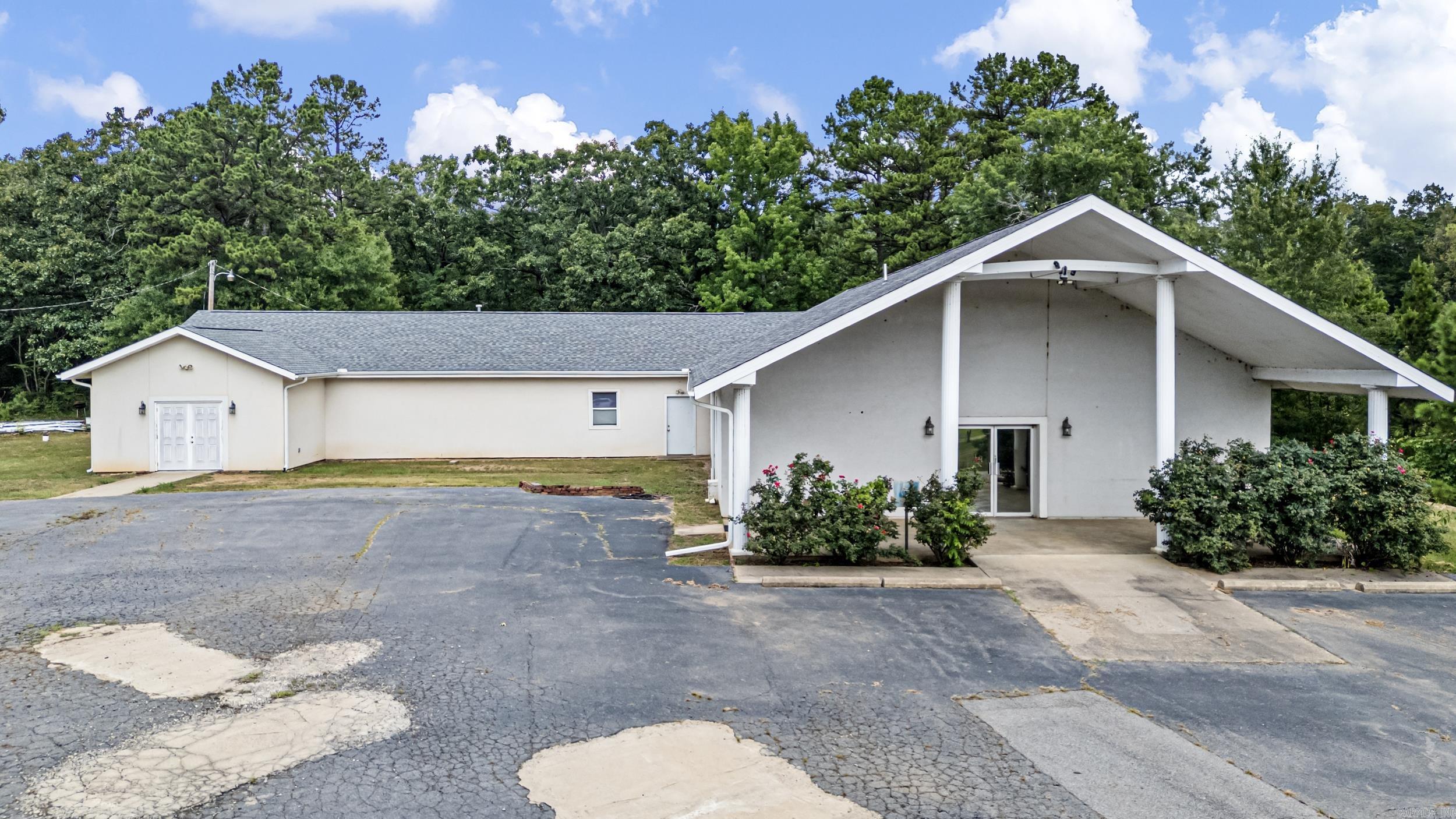 87 Decker Drive Property Photo 1