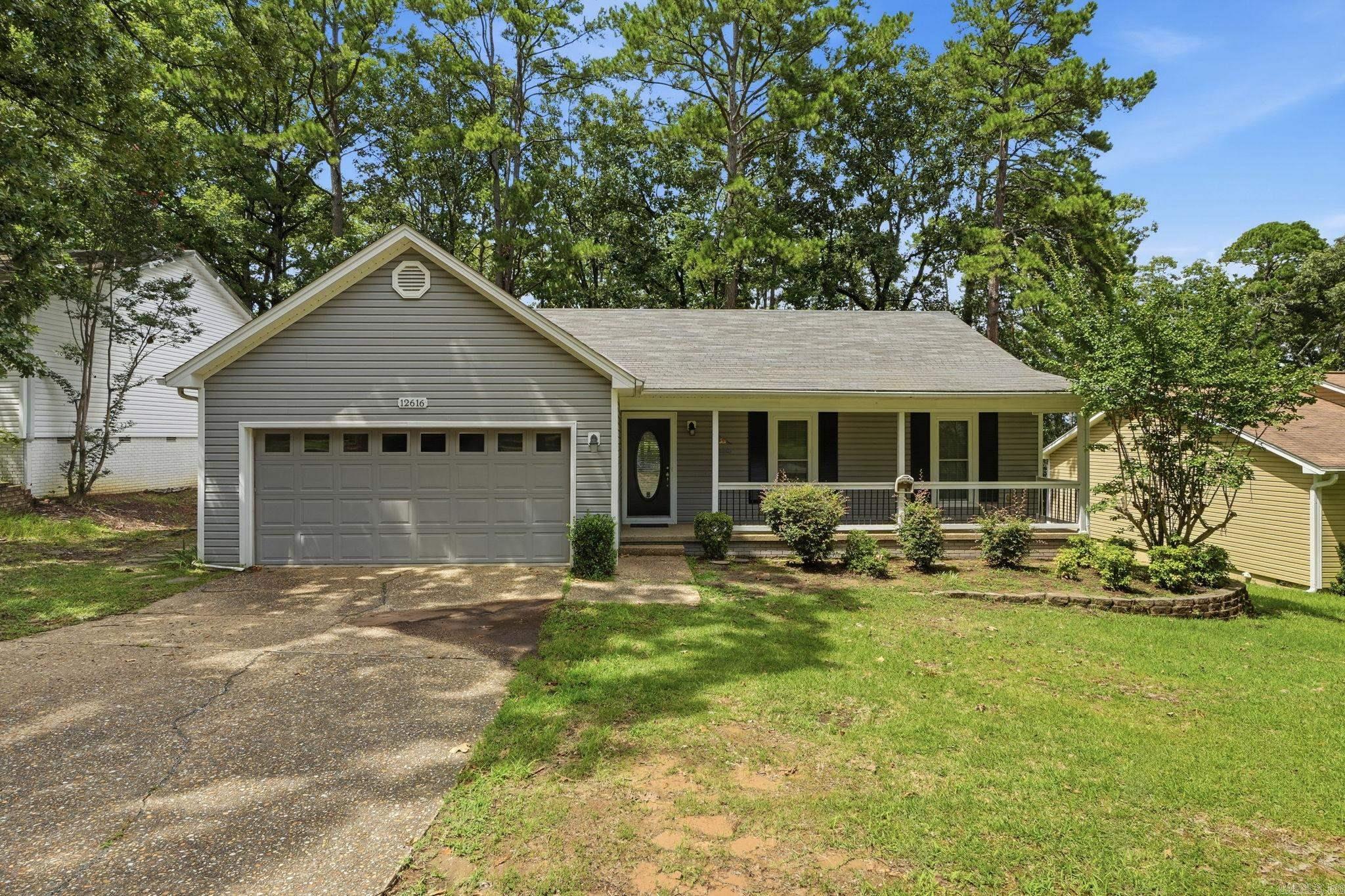 12616 Timber Hill Property Photo 1
