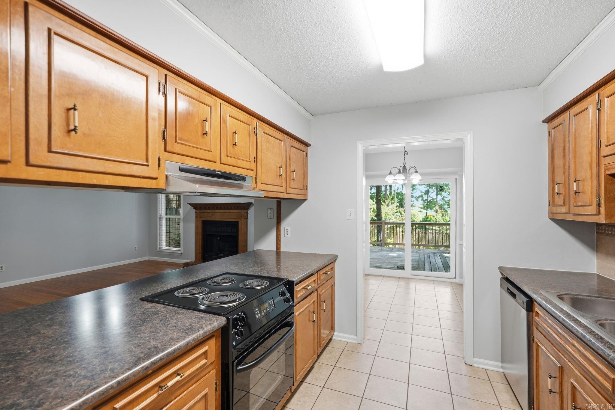 12616 Timber Hill Property Photo 7