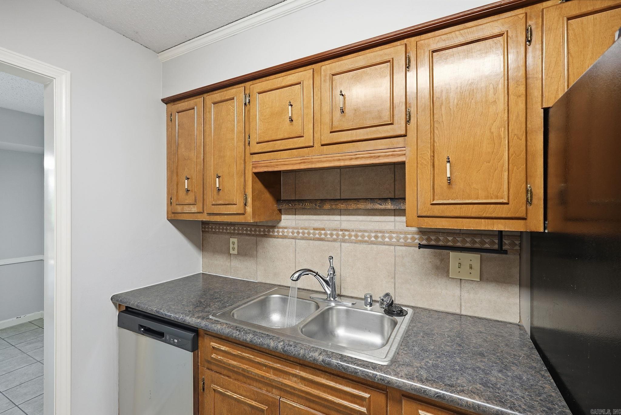 12616 Timber Hill Property Photo 10