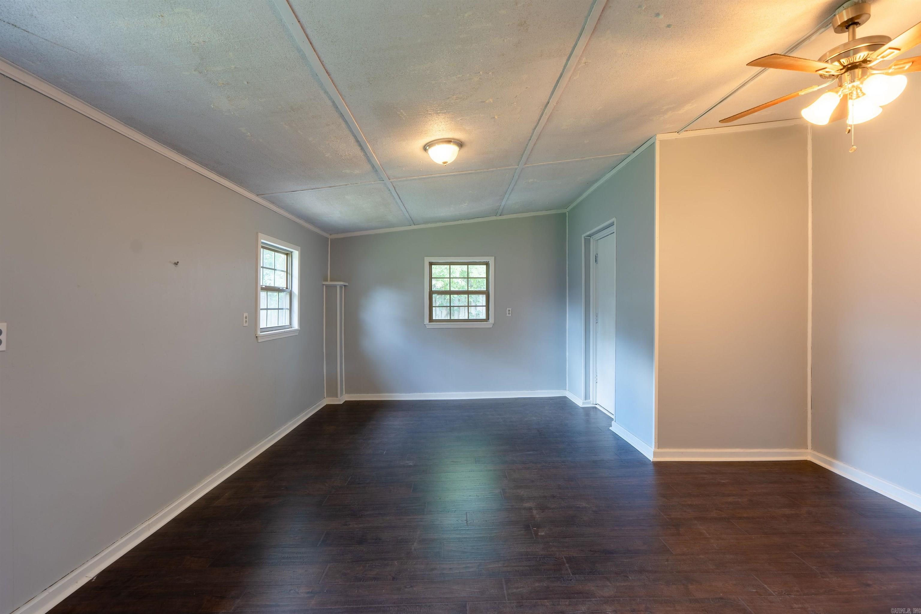 1902 W Arch Property Photo 28
