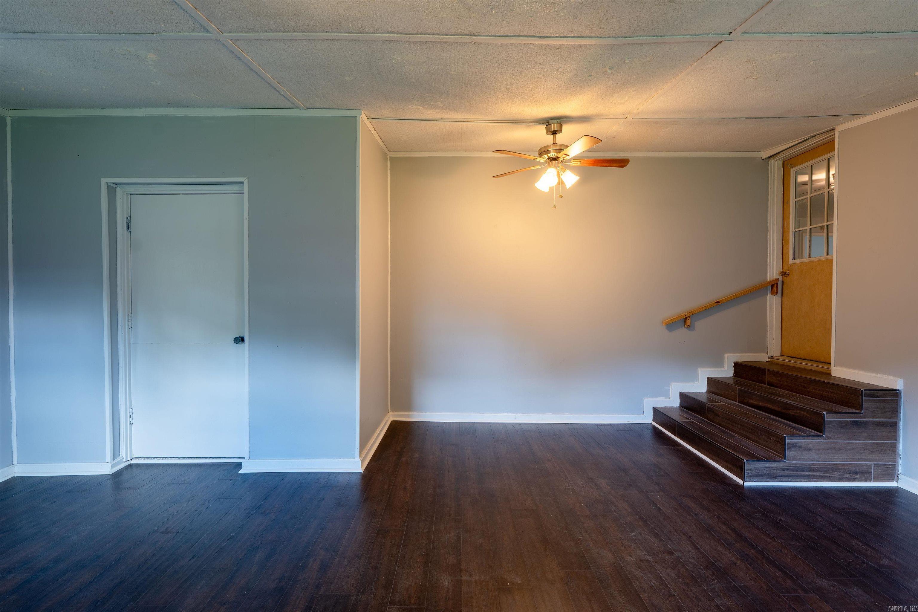 1902 W Arch Property Photo 31