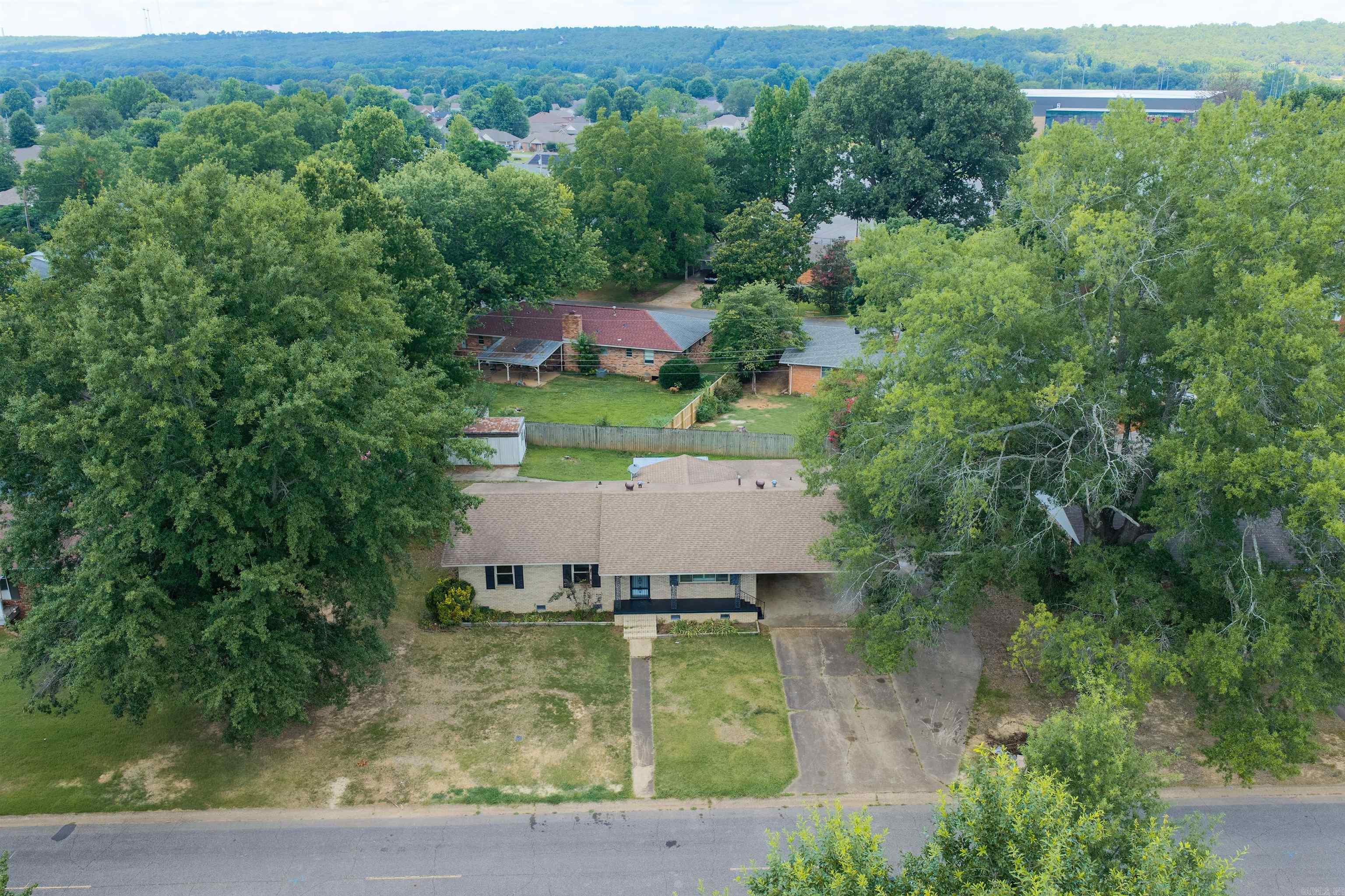 1902 W Arch Property Photo 37