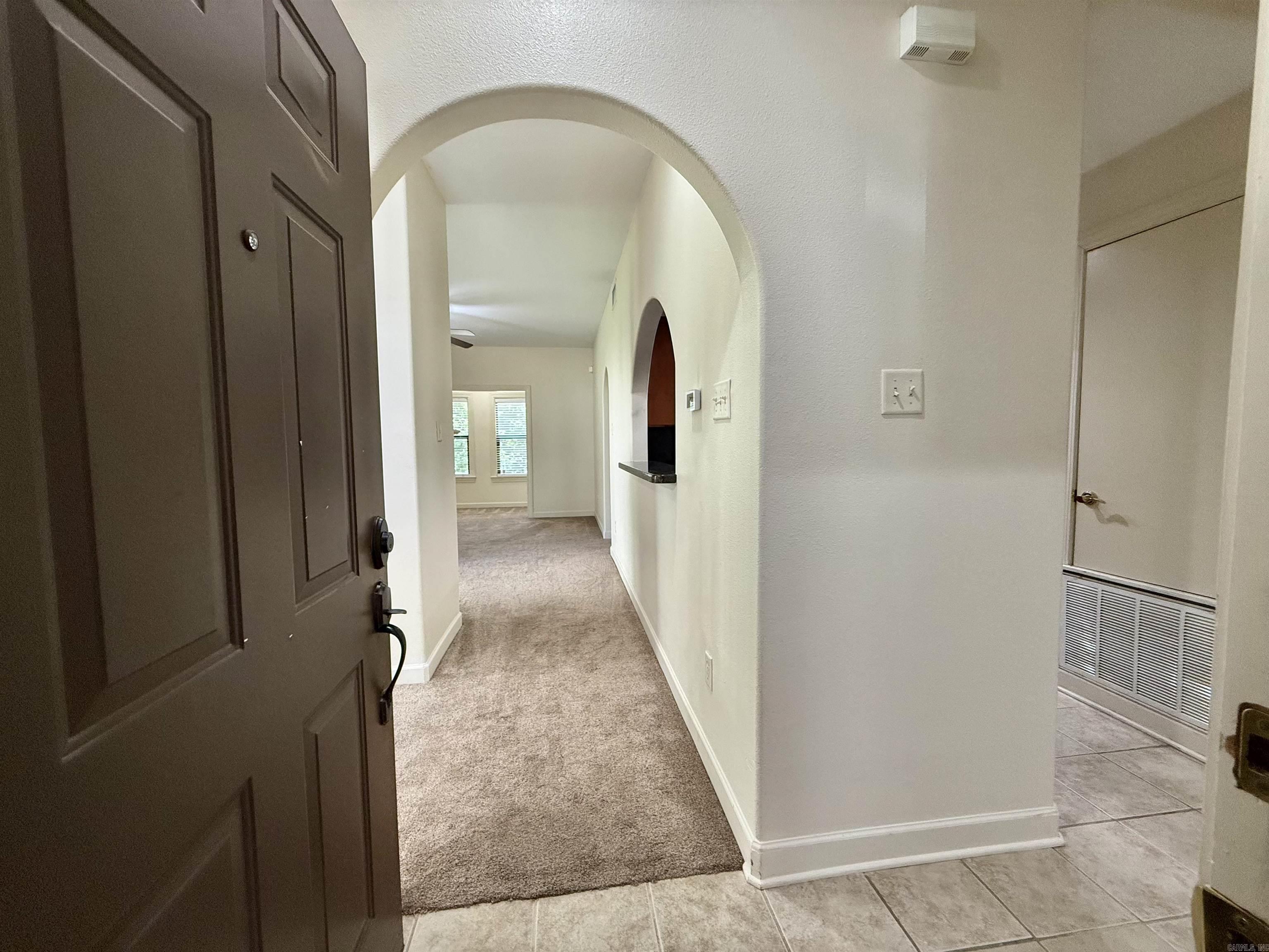 301 Kings Row Dr #501 Property Photo 6