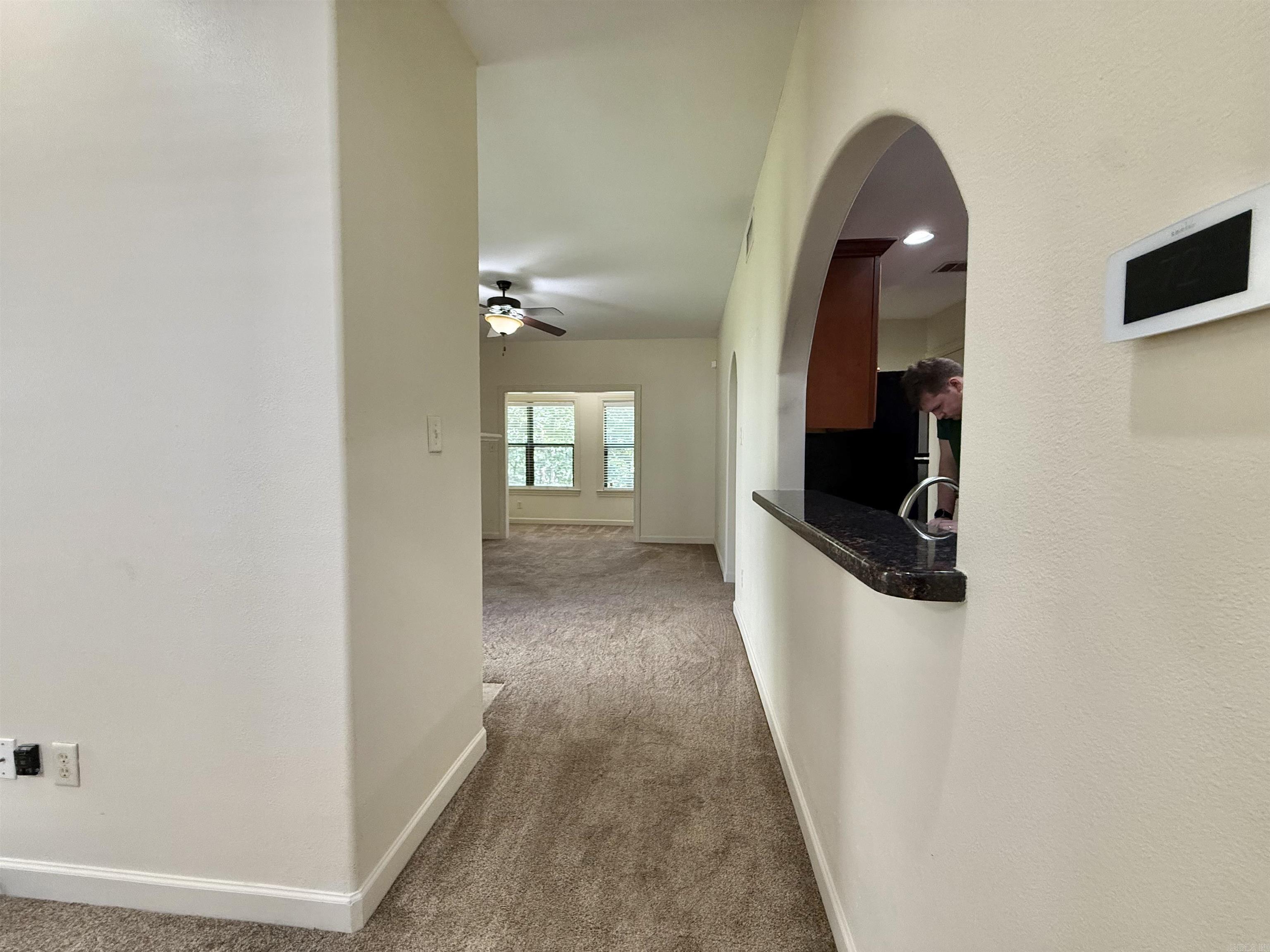 301 Kings Row Dr #501 Property Photo 8