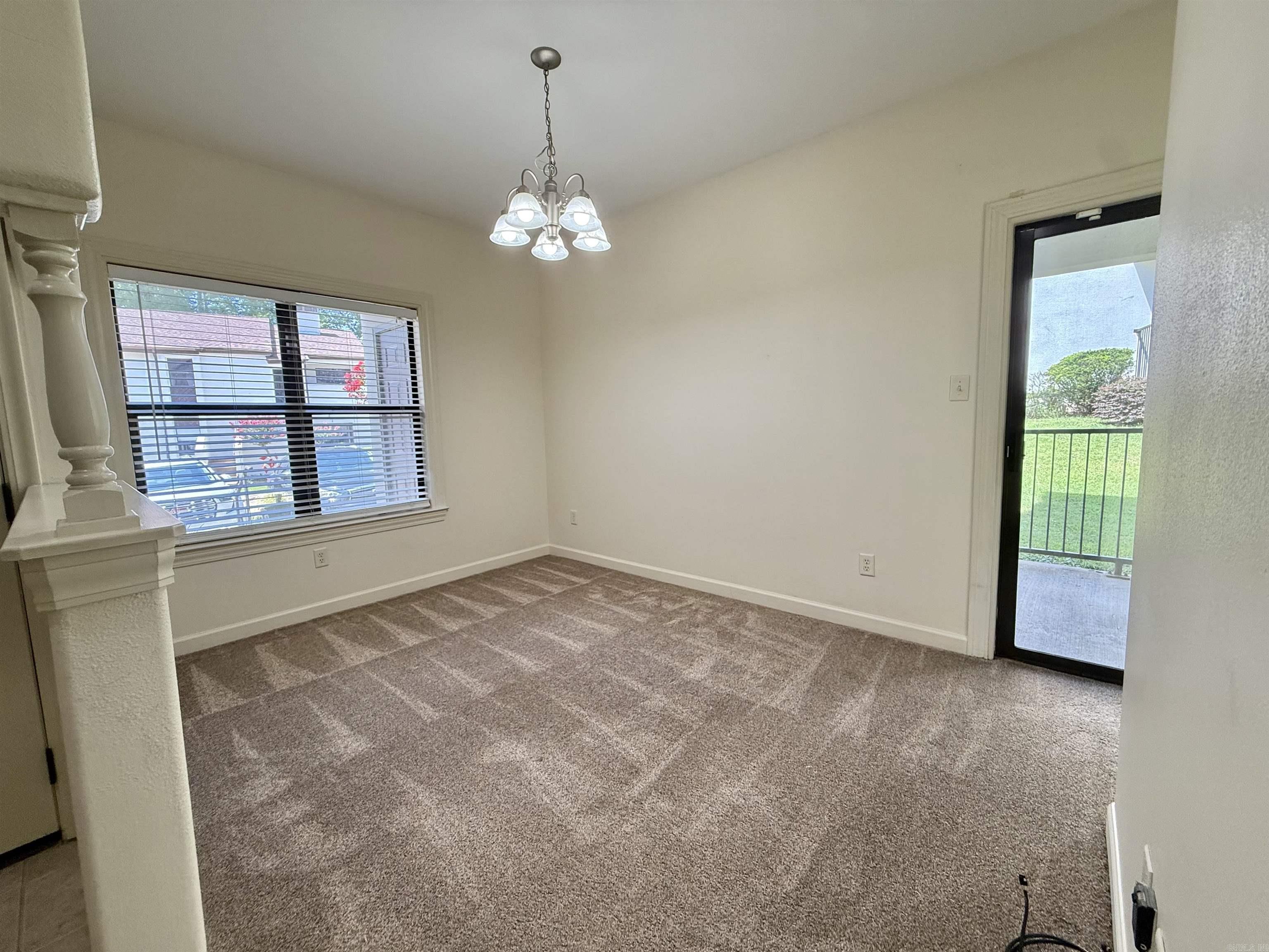 301 Kings Row Dr #501 Property Photo 17