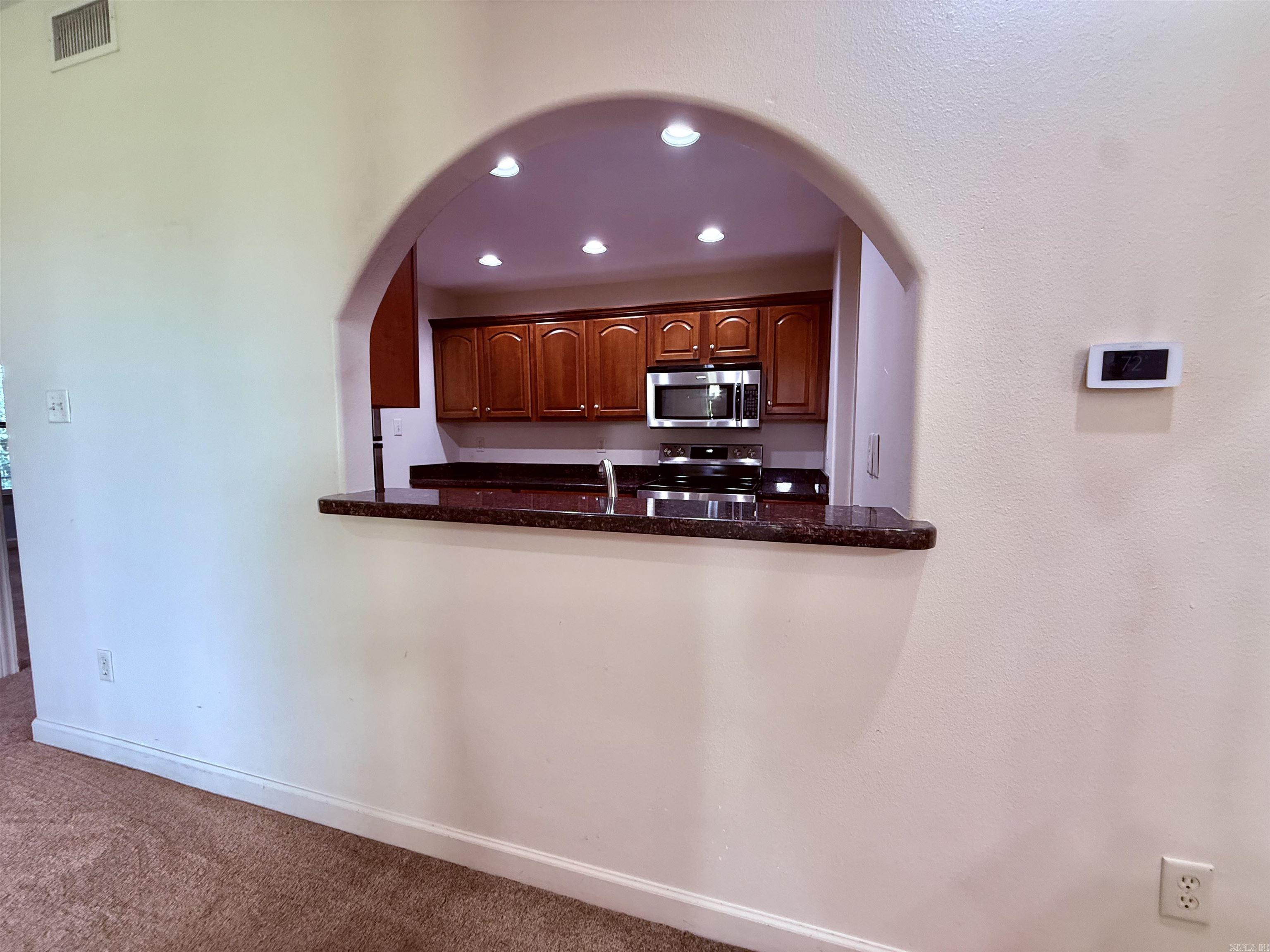 301 Kings Row Dr #501 Property Photo 19