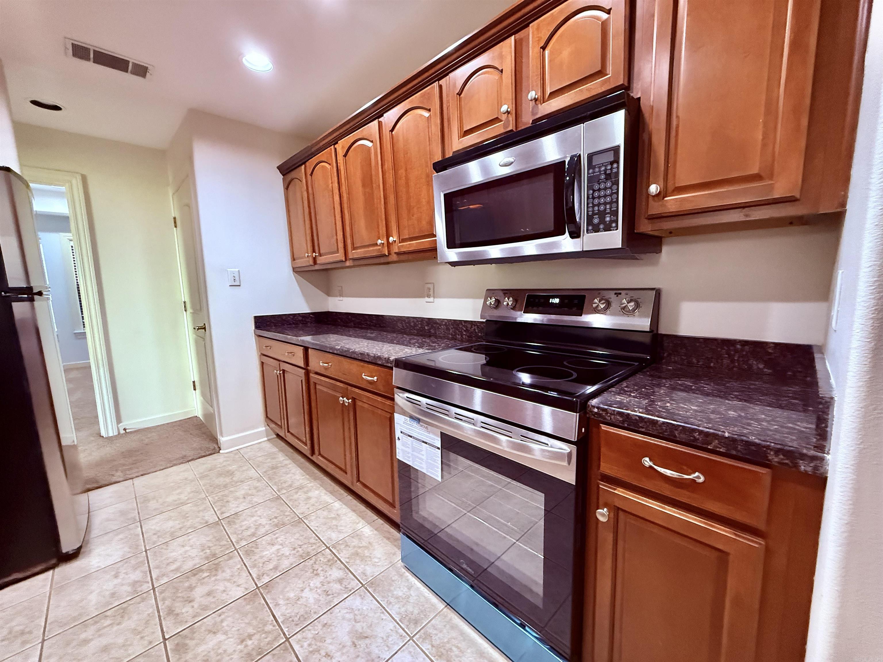 301 Kings Row Dr #501 Property Photo 23