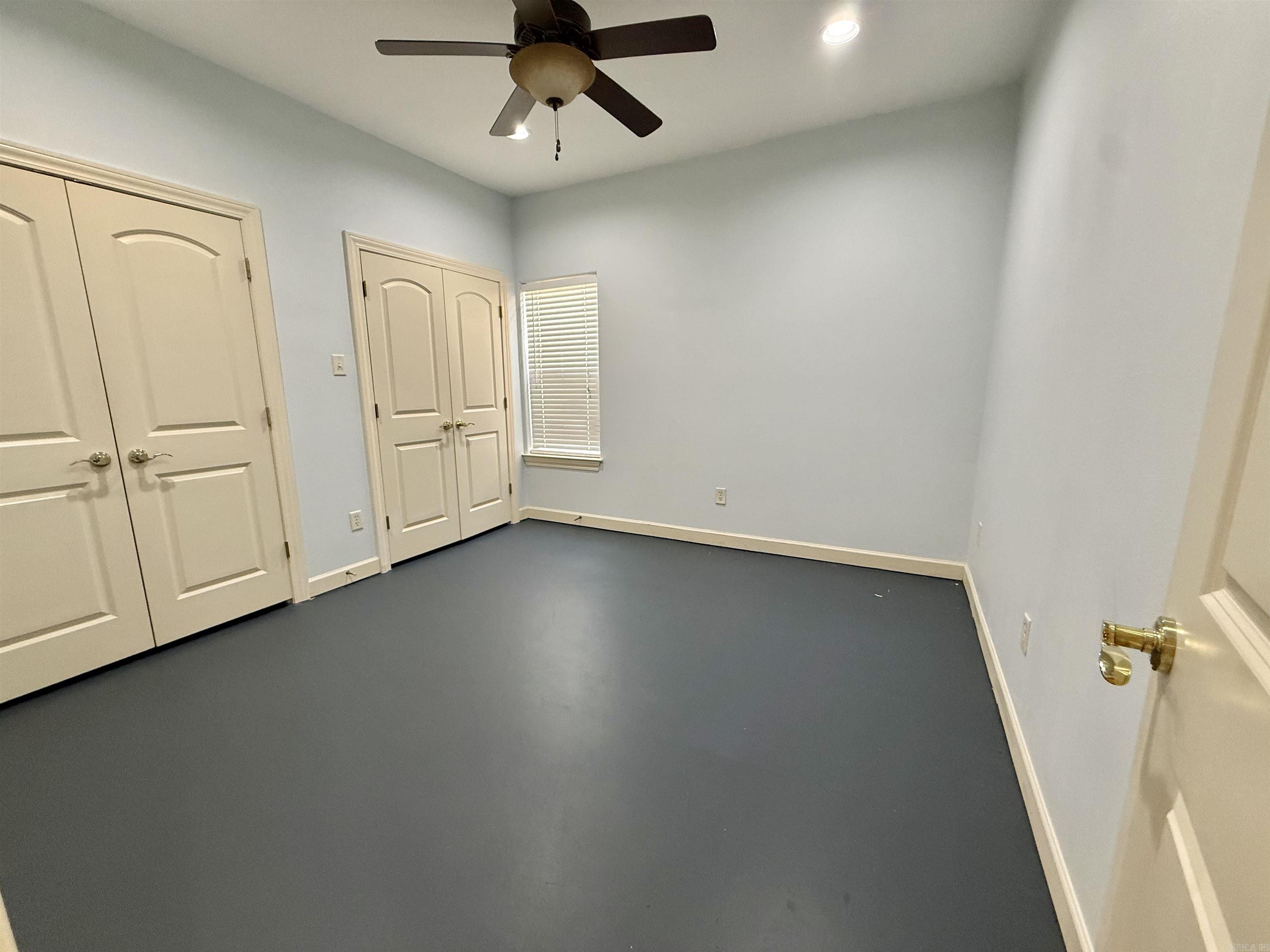 301 Kings Row Dr #501 Property Photo 26
