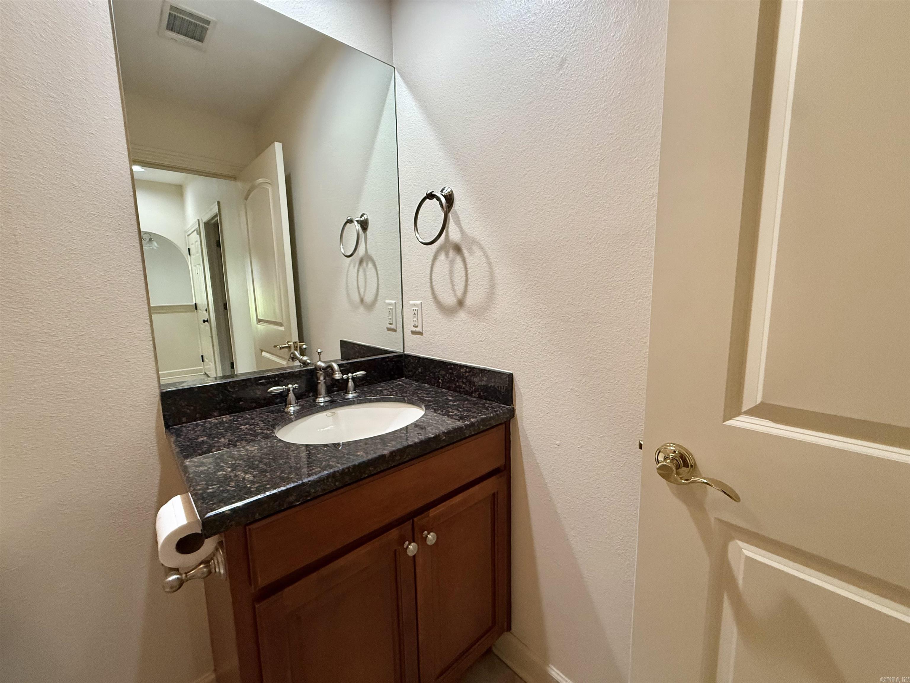 301 Kings Row Dr #501 Property Photo 28