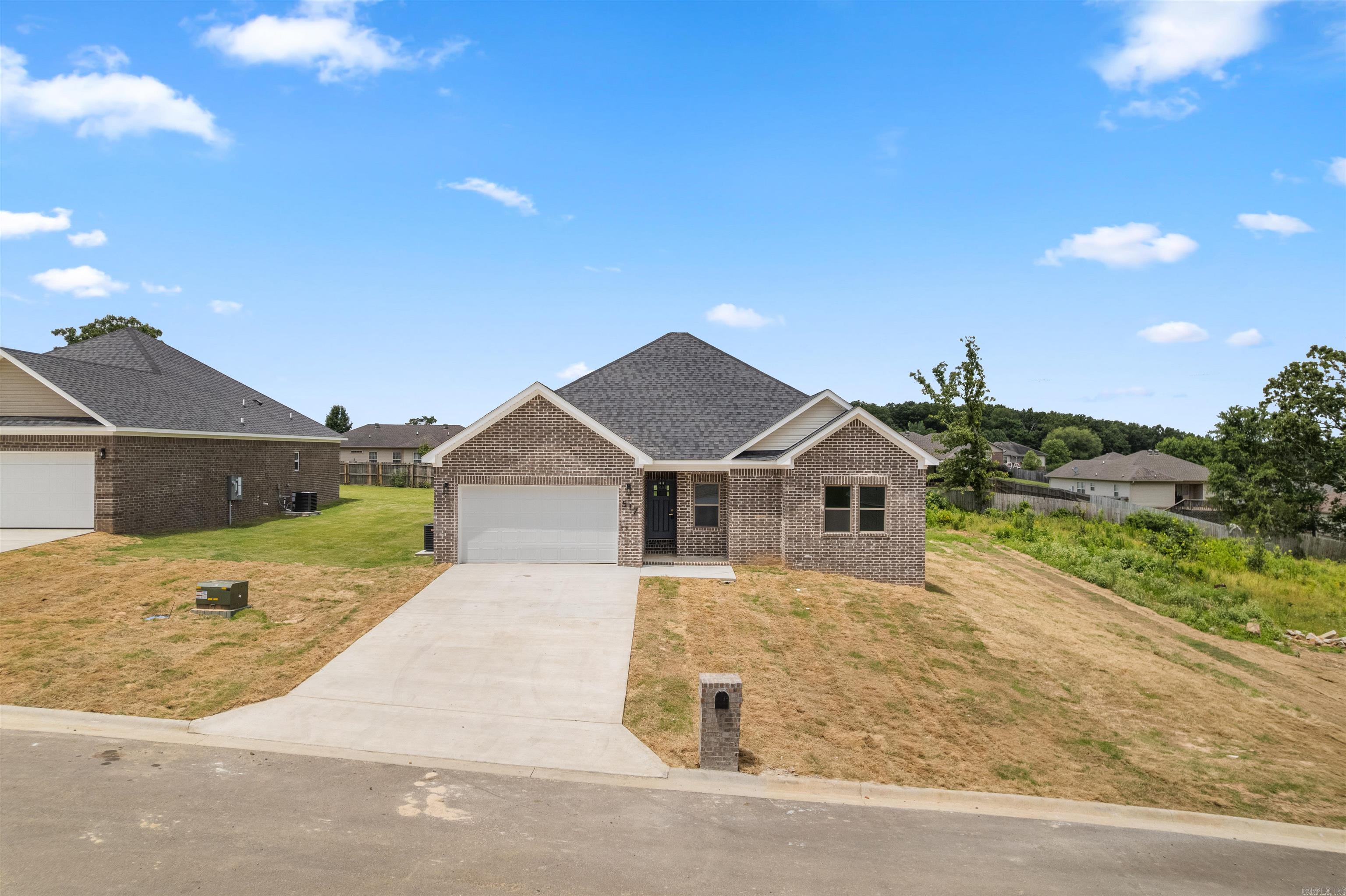 517 Madeleine Circle