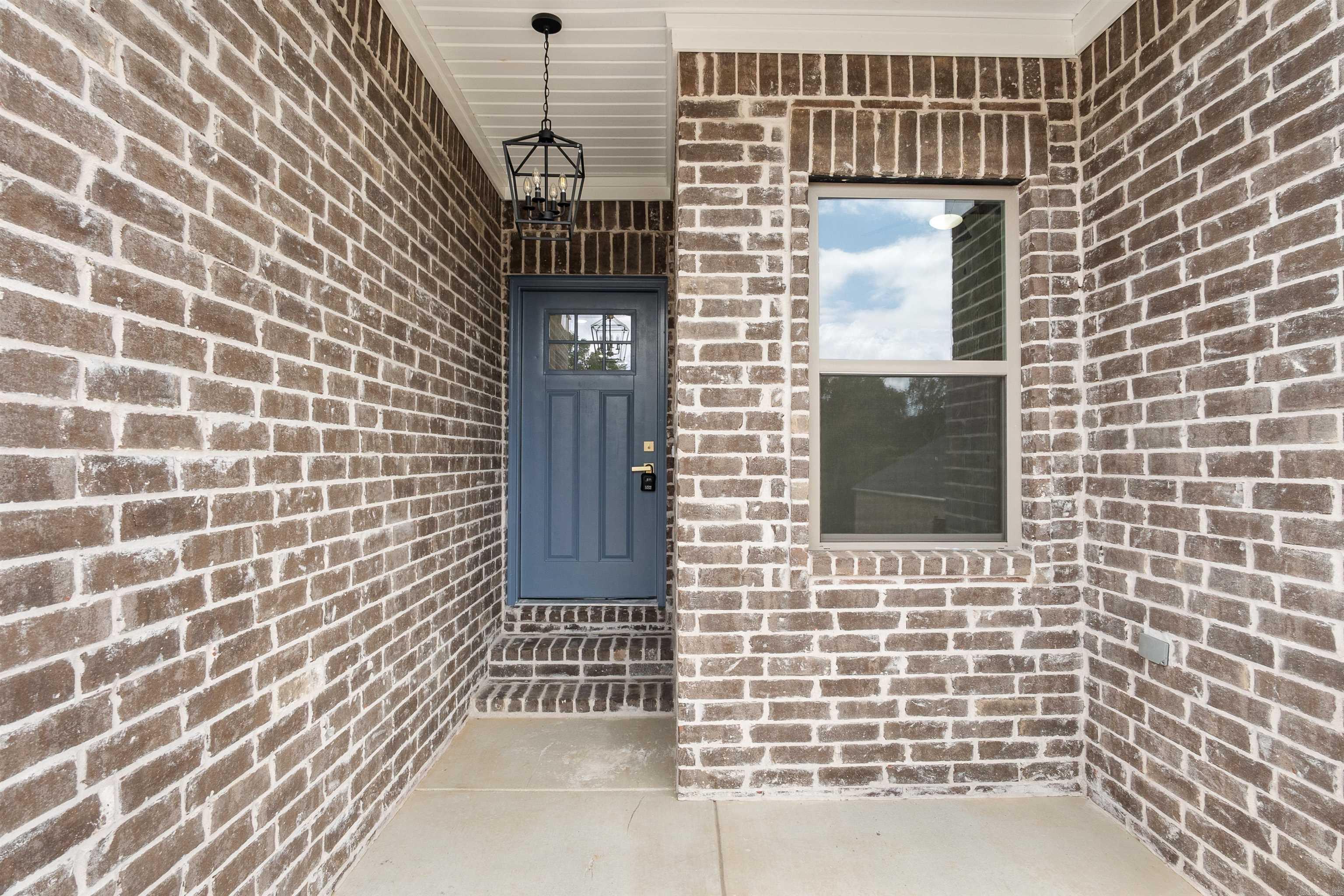 517 Madeleine Circle Property Photo 9