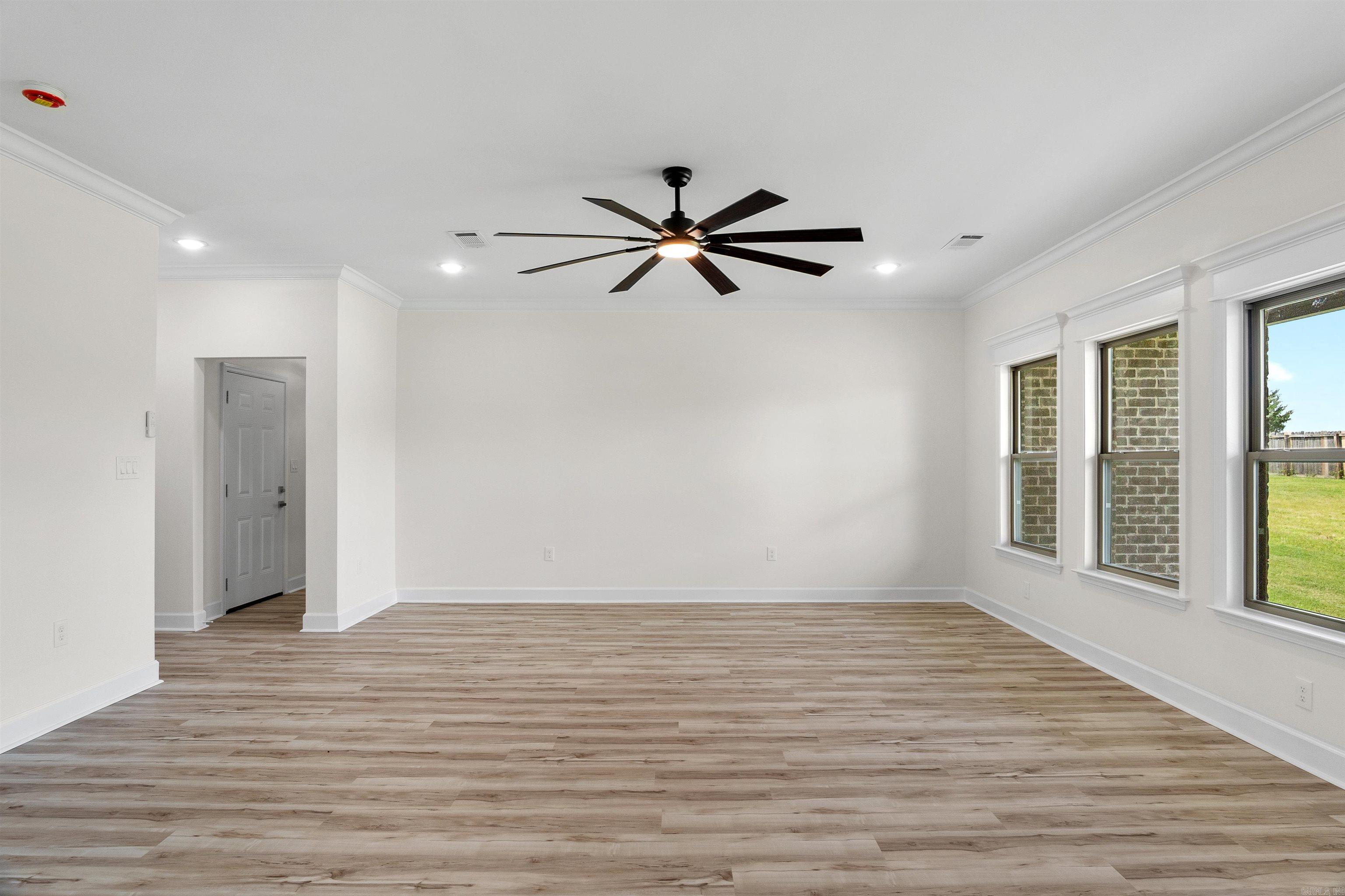 517 Madeleine Circle Property Photo 31