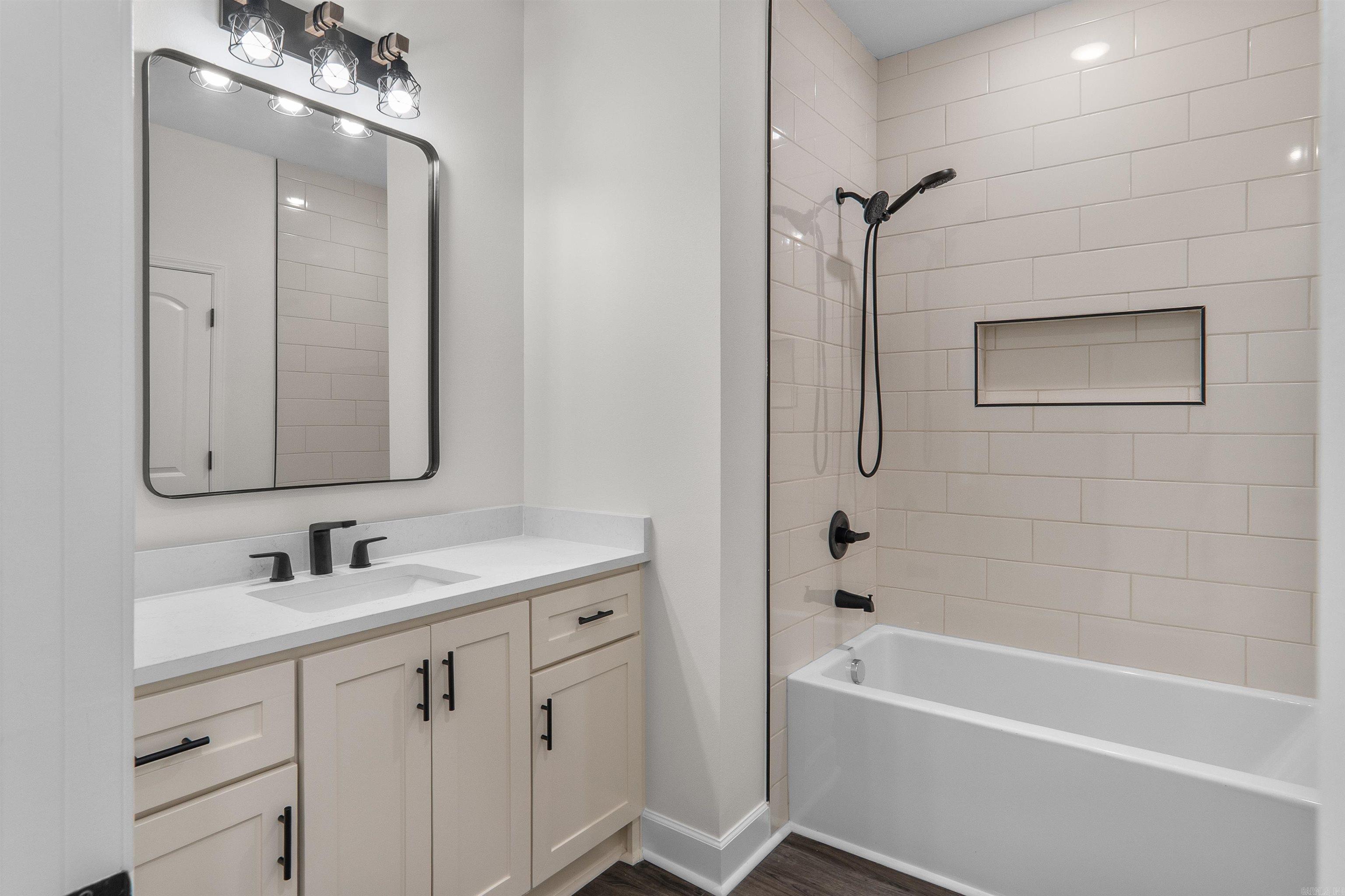 515 Madeleine Circle Property Photo 32