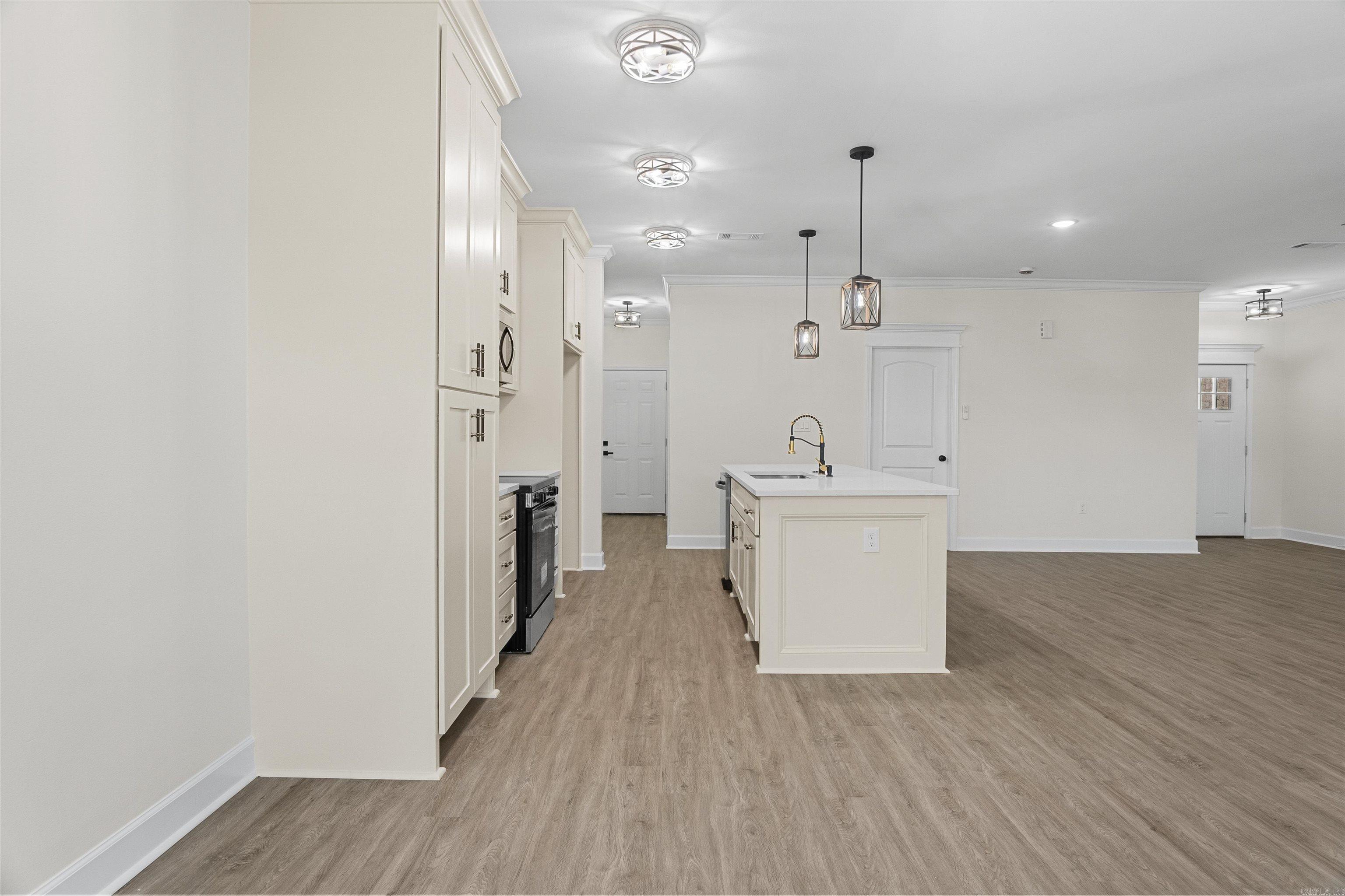 513 Madeleine Circle Property Photo 19
