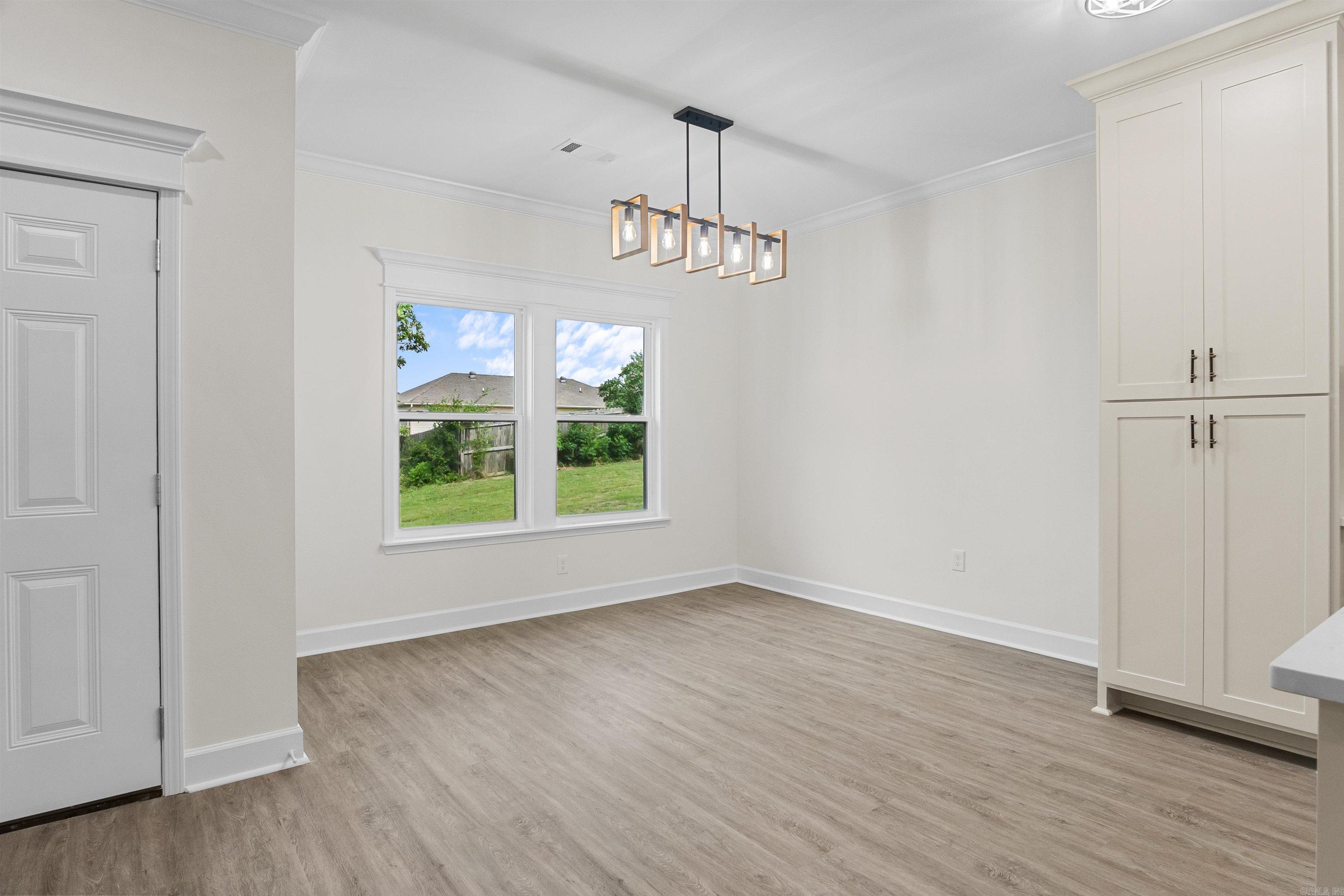 513 Madeleine Circle Property Photo 27