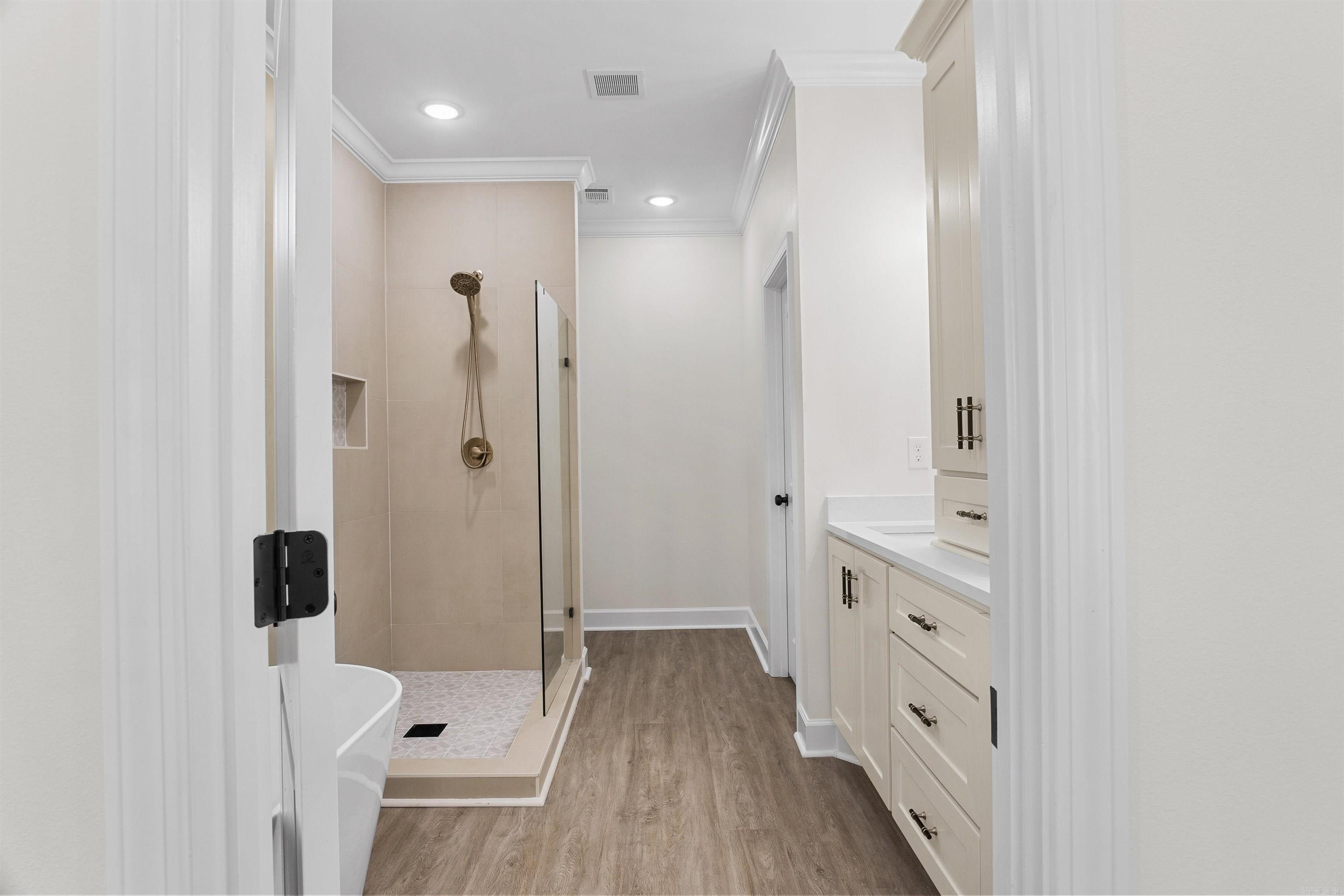 513 Madeleine Circle Property Photo 32