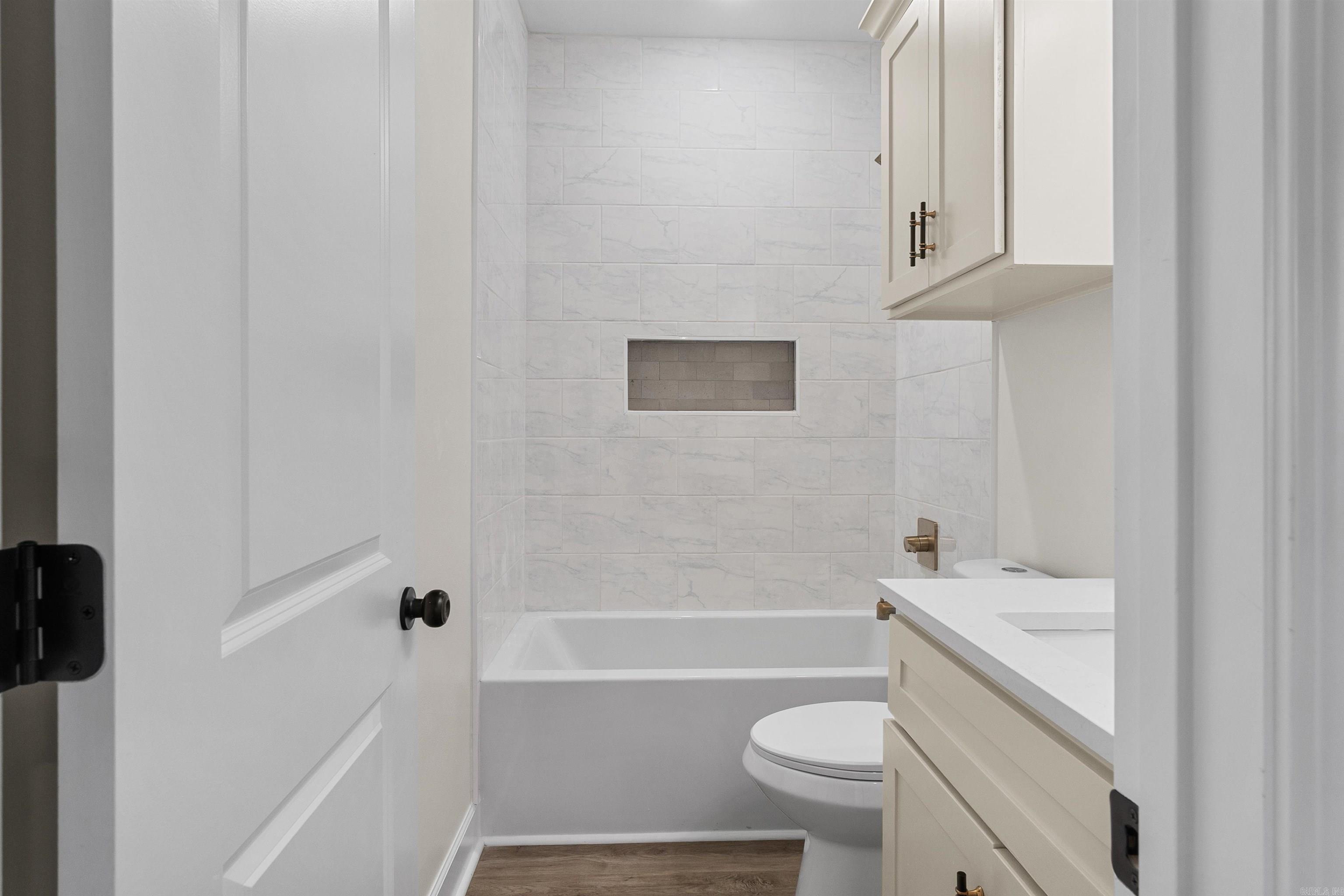 513 Madeleine Circle Property Photo 43