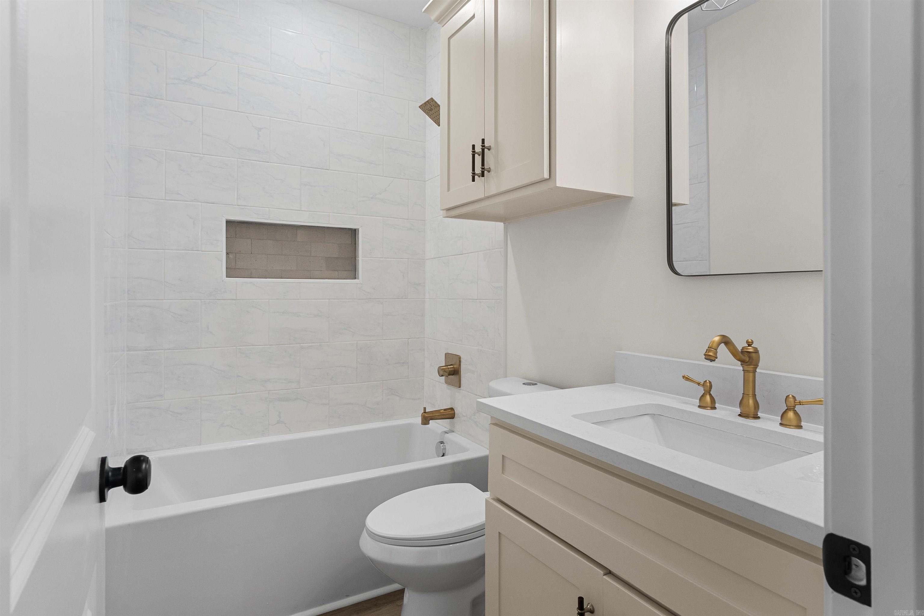 513 Madeleine Circle Property Photo 44
