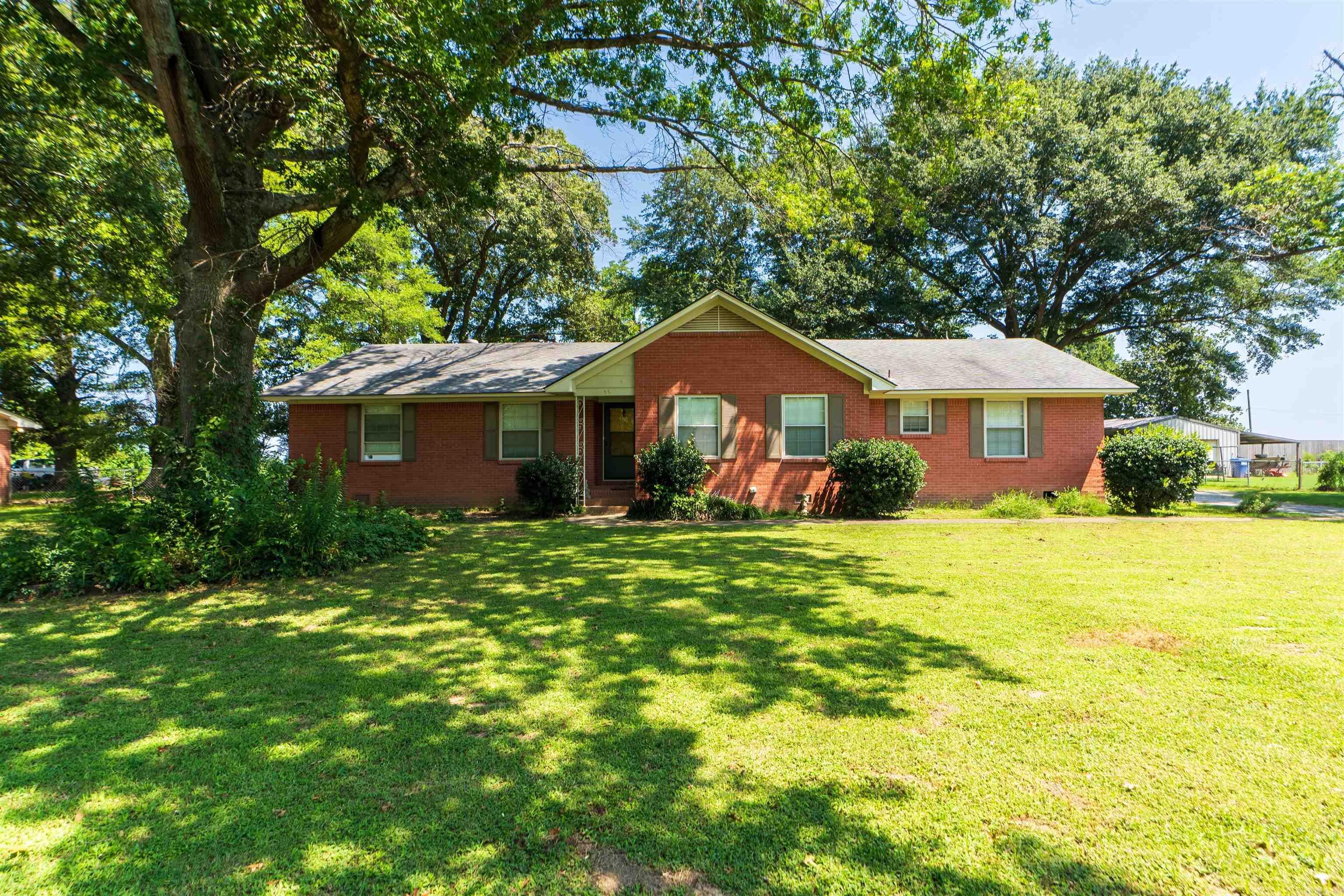 98 Lee Road 306 Road Property Photo 2