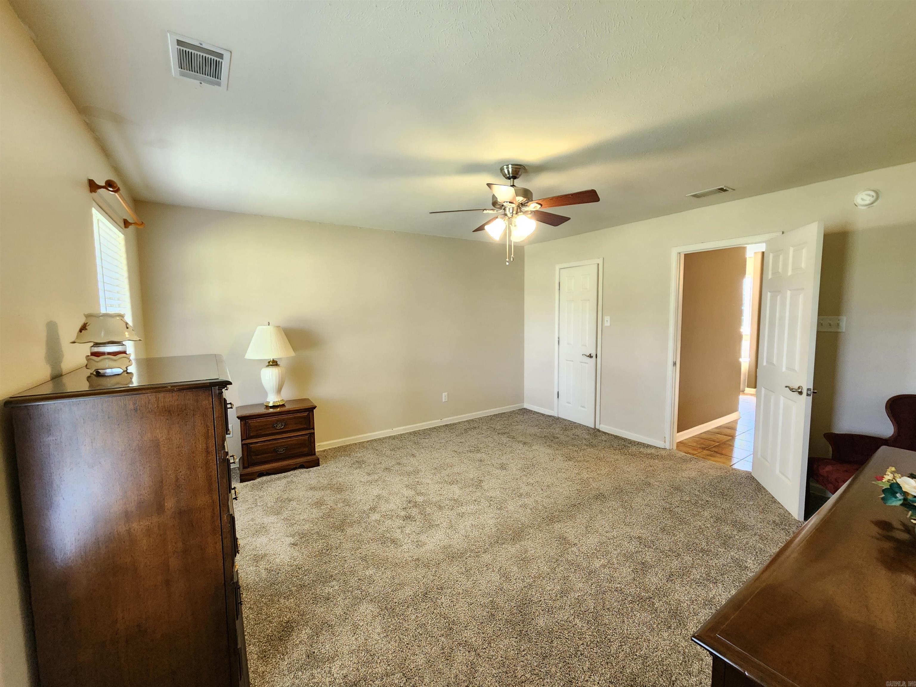 108 Meadows Lane Property Photo 17